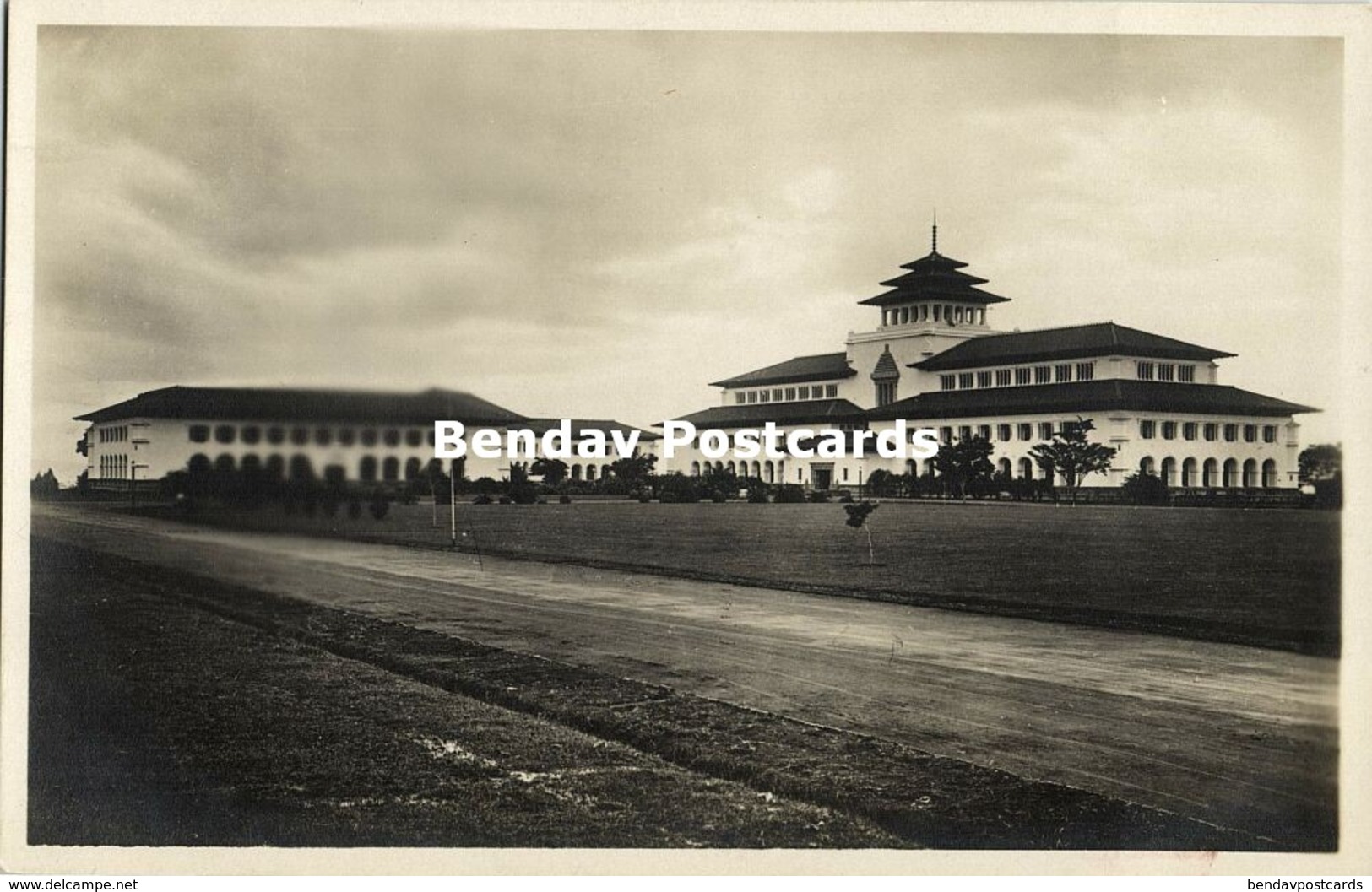 Indonesia, JAVA BANDUNG, Gedung Sate, Built 1920 Architect J. Gerber, RPPC (1) - Indonesië