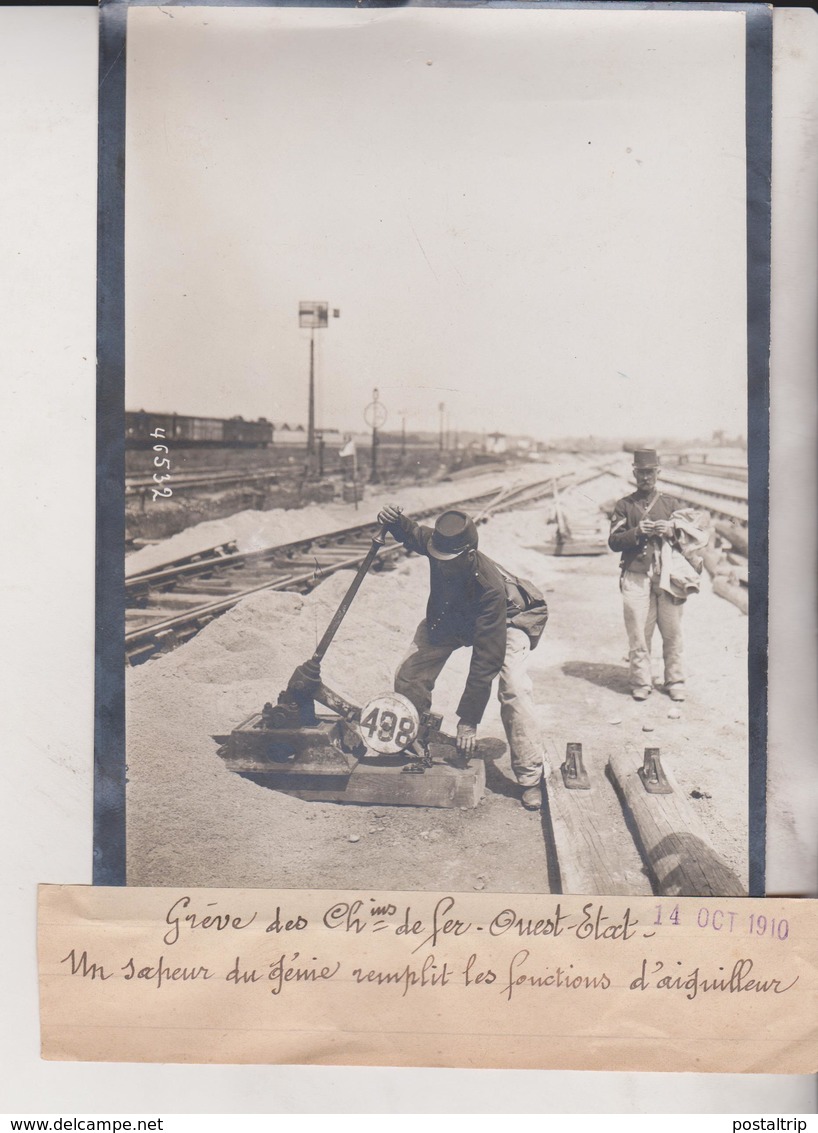 GREVE DES CHEMINS DE FER QUEST ETAT SAPEUR FUNCTIONS D'AIGUILLEUR 18*13CM Maurice-Louis BRANGER PARÍS (1874-1950) - Trenes