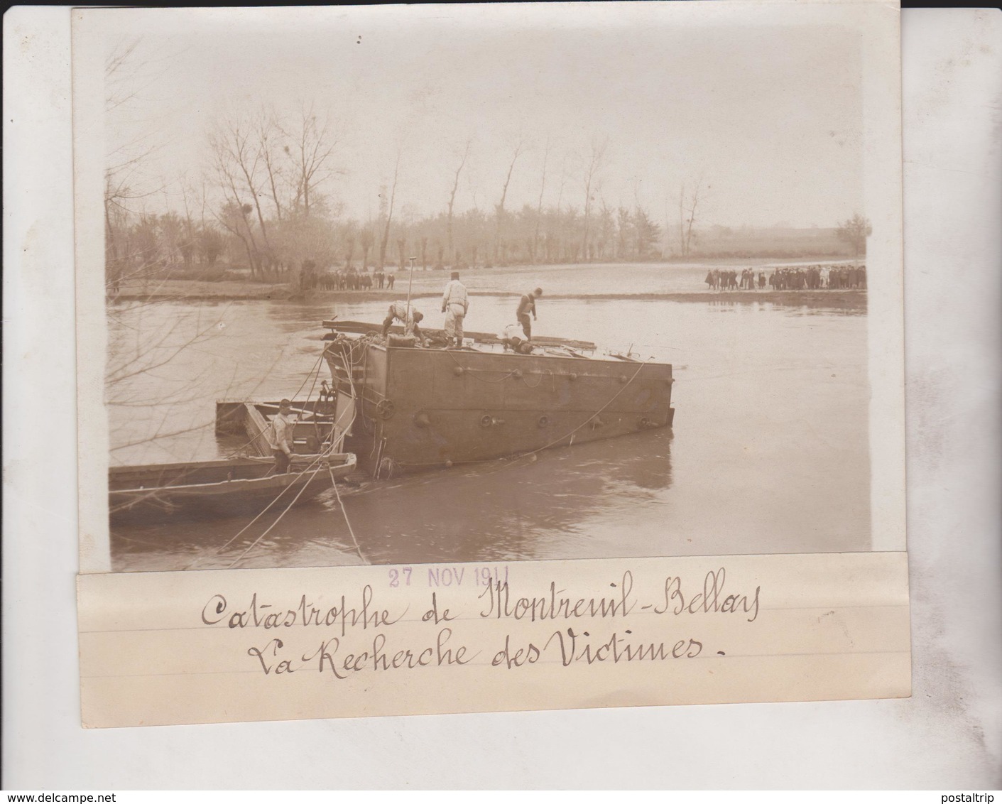 CATASTROPHE CHEMIN DE FER MONTREUIL BELLAY RECHERCHE VICTIMES  18*13CM Maurice-Louis BRANGER PARÍS (1874-1950) - Trenes