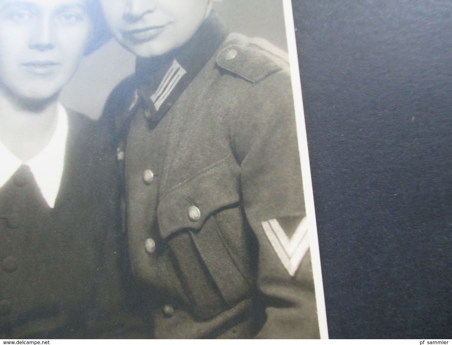 Echtfoto AK 1943 Wehrmachtssoldat In Uniform Mit Frau Photo Josef Cebin Wien Ostmark - Guerre 1939-45