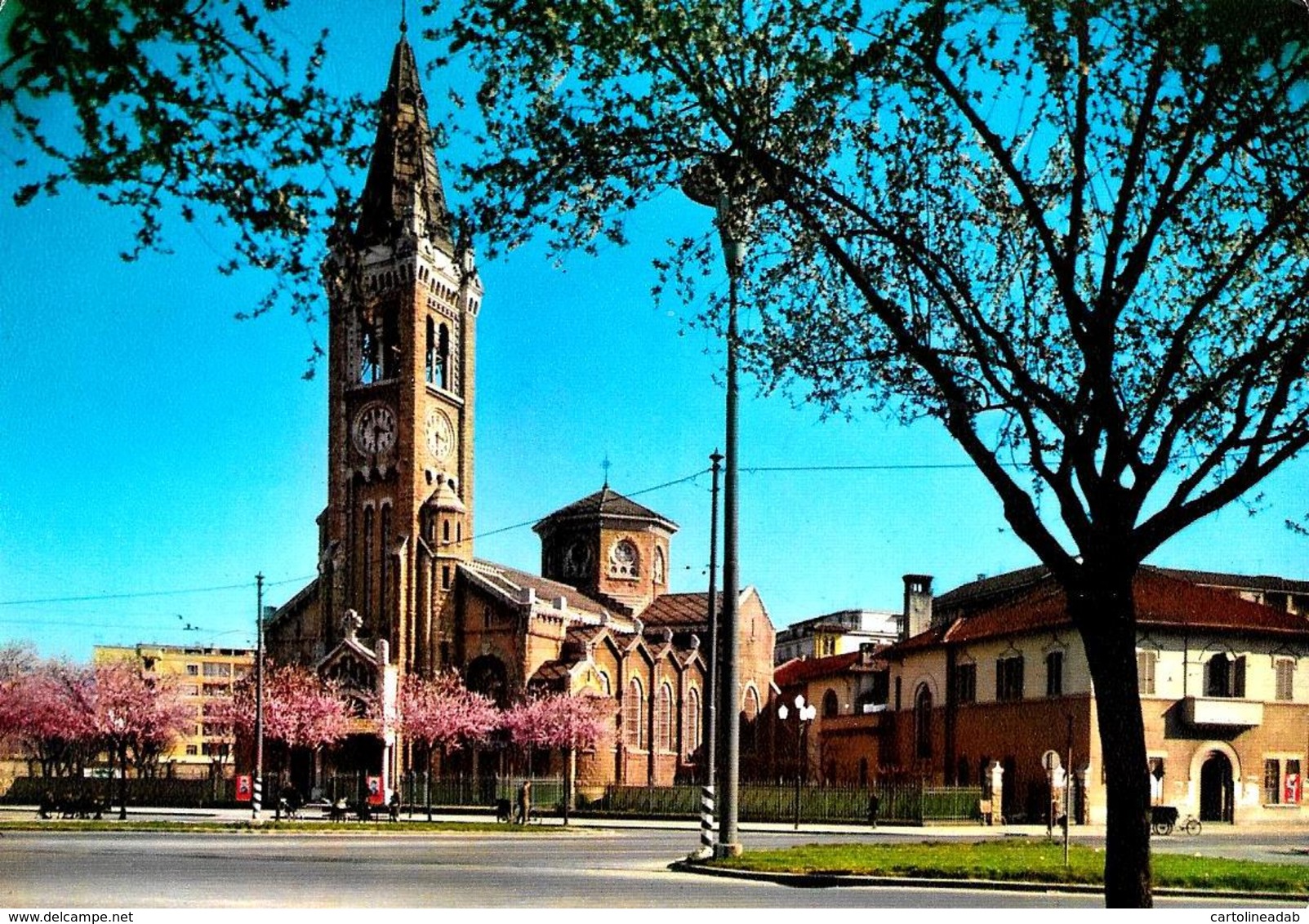 [MD3691] CPM - TORINO - LA CHIESA DI SANTA RITA - Viaggiata 1968 - Churches