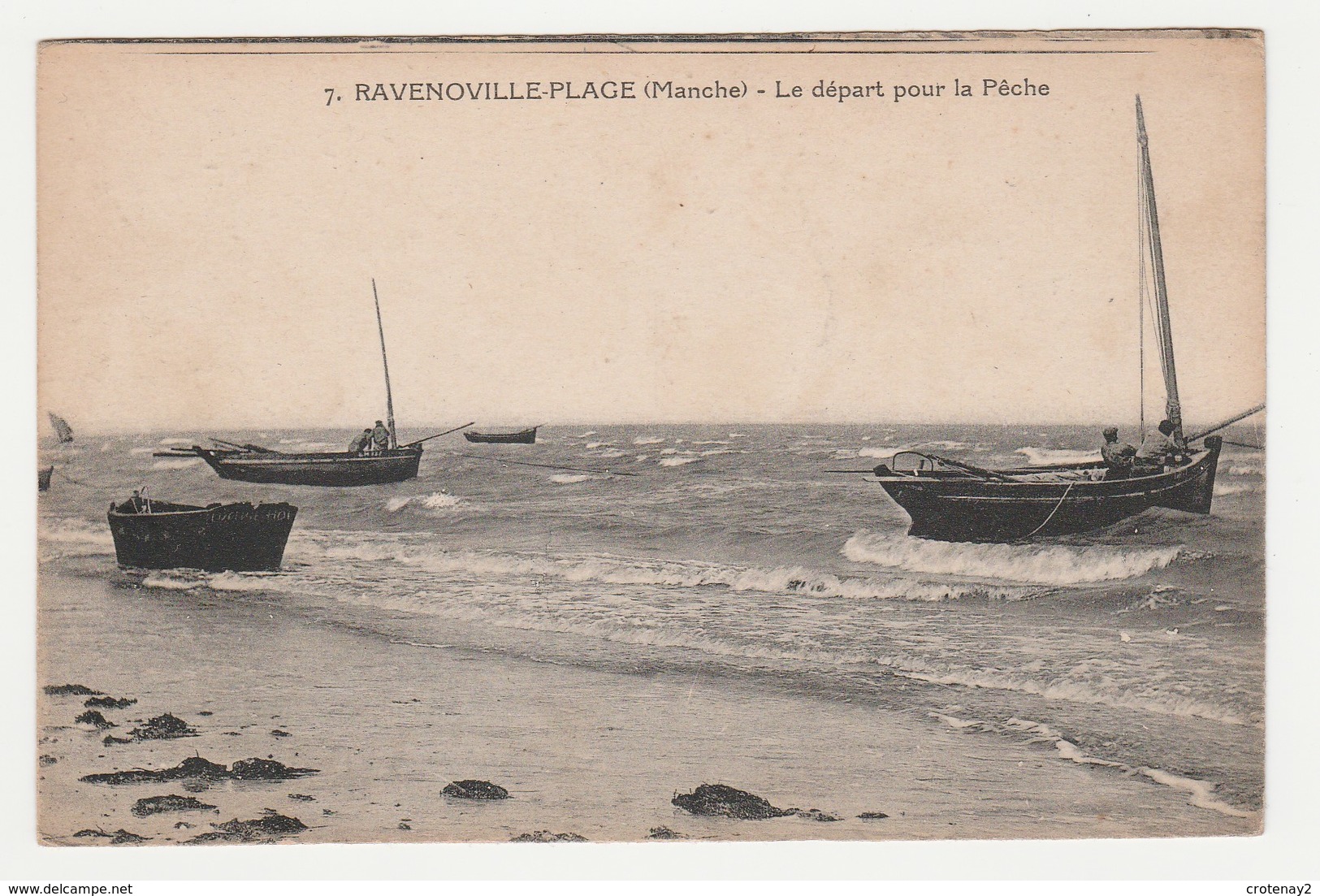 50 Ravenoville Plage Vers Sainte Mère Eglise N°7 Le Départ Pour La Pêche Bateaux En 1919 - Sainte Mère Eglise