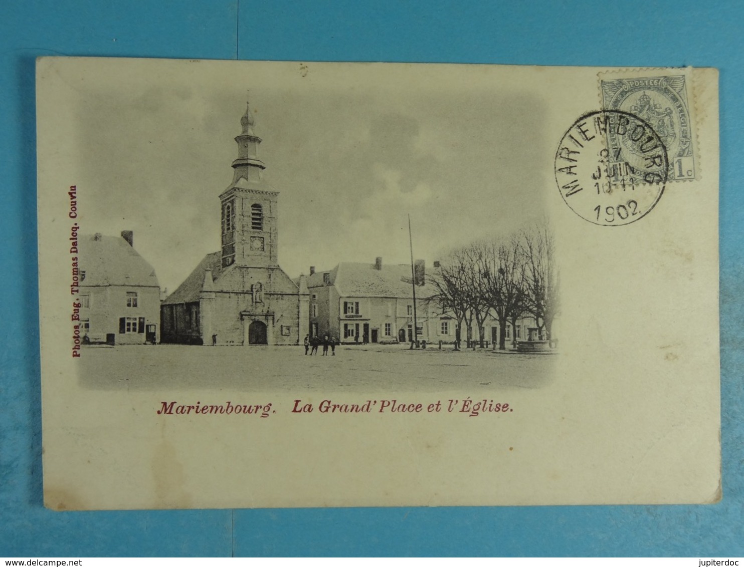 Mariembourg La Grand Place Et L'Eglise - Couvin