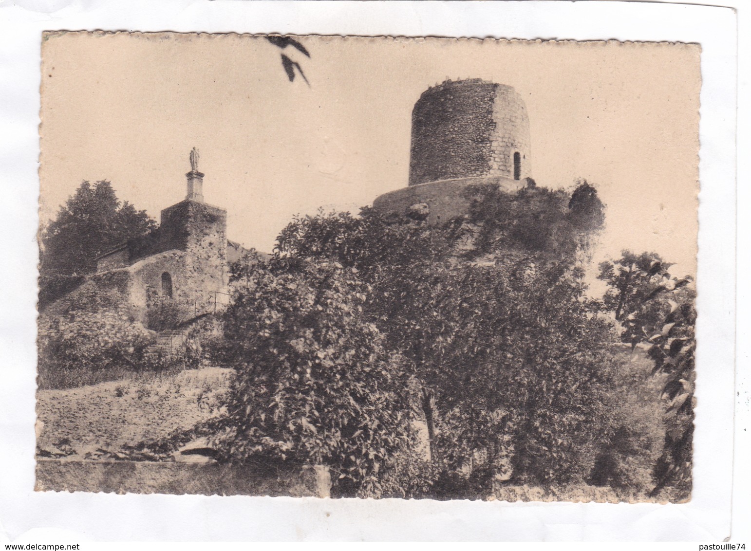 CPA : 15 X 10,5  -  LA  ROCHE-sur-FORON  -  La  Tour  Des Capucins, XIe  Siècle - La Roche-sur-Foron