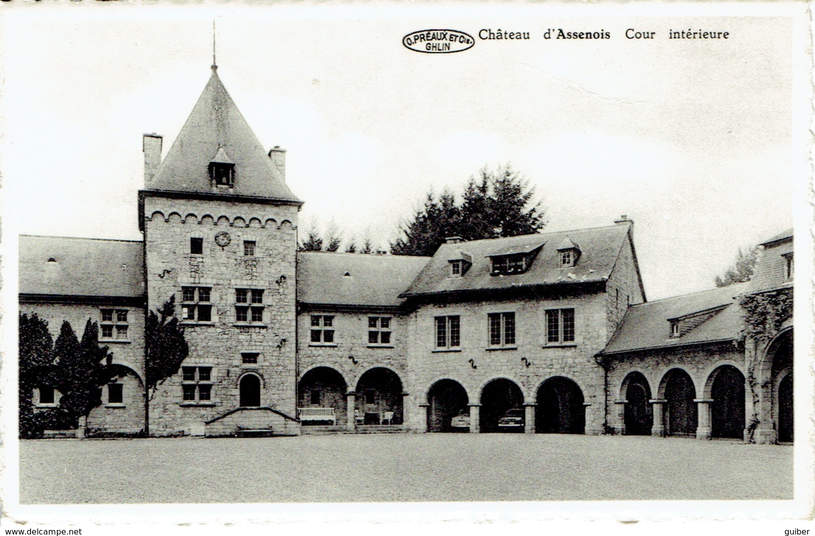 Assenois Chateau Cour Intérieur Verso Relais - Leglise