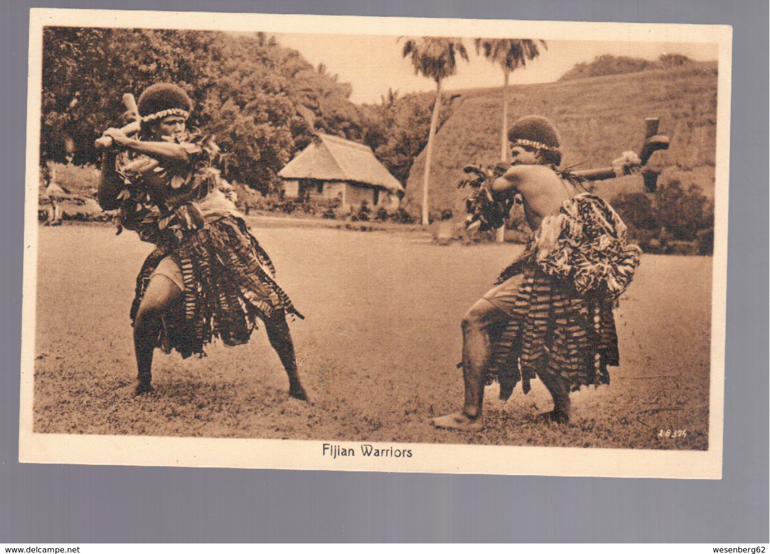 FIDJI  Fijian Warriors  OLD POSTCARD - Fidji