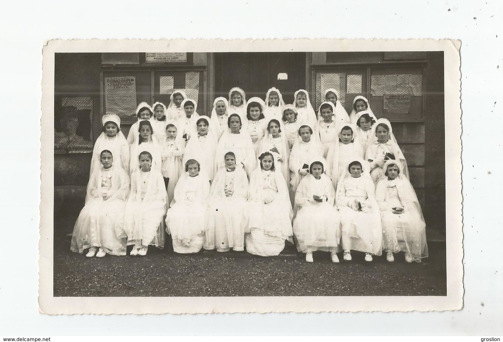 COLLONGES AU MONT D'OR (RHONE) PHOTO AVEC COMMUNIANTES MAI 1941 - Places