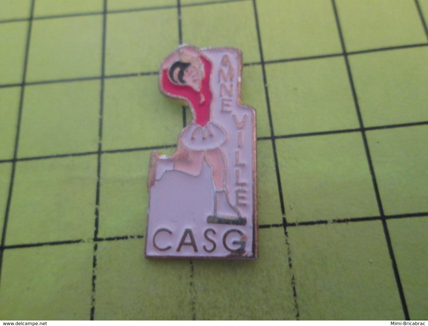 1418A Pin's Pins / Beau Et Rare : THEME : SPORTS / PATINAGE ARTISTIQUE AMNEVILLE CASG - Patinage Artistique