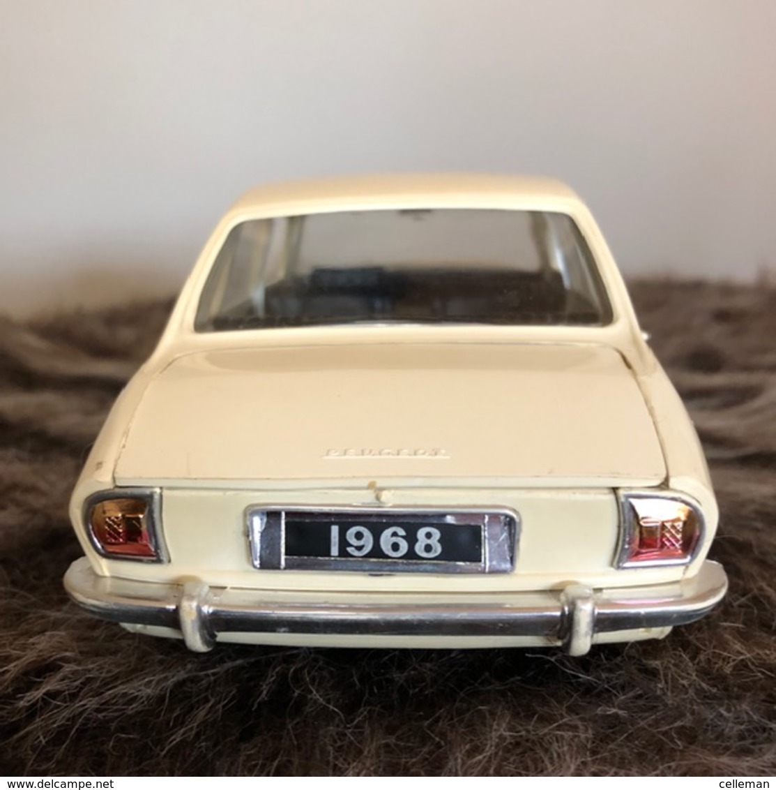 peugeot 504 par meccano - triang 1968 met radio in doos