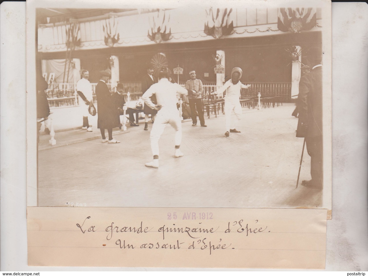 LA GRANDE QUINZAINE D'ÉPÉE UN ASSAUT  18*13CM Maurice-Louis BRANGER PARÍS (1874-1950) - Deportes