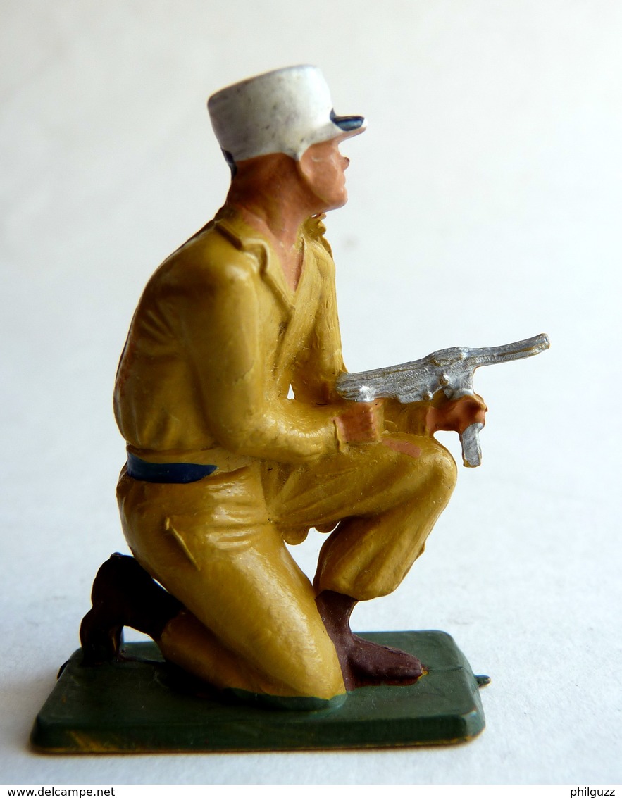 SOLDAT FIGURINE FIG STARLUX 1958 SOLDAT LEGIONNAIRE 5094 MITRAILLETTE à Genoux Socle Vert Kaki - Starlux