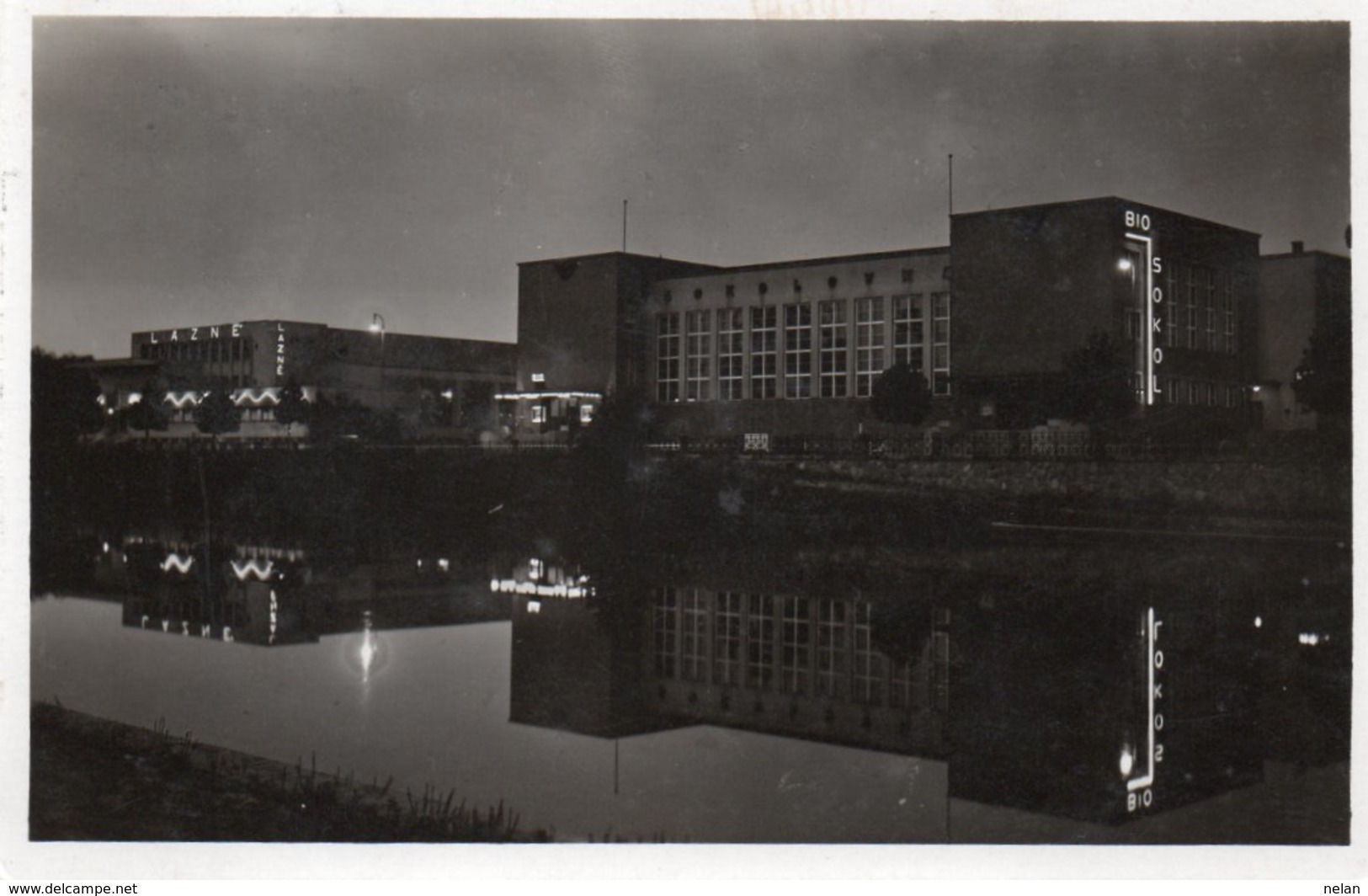 FOTOCARTOLINA-HRADEC KRALOVE-SOCOLOVNA,MESTSKE LAZNE-VIAGGIATA 1942 - Repubblica Ceca