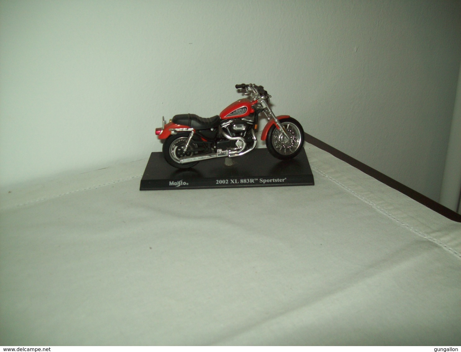 Motorcycles Harley Davidson 2002 XL 883R Sportster