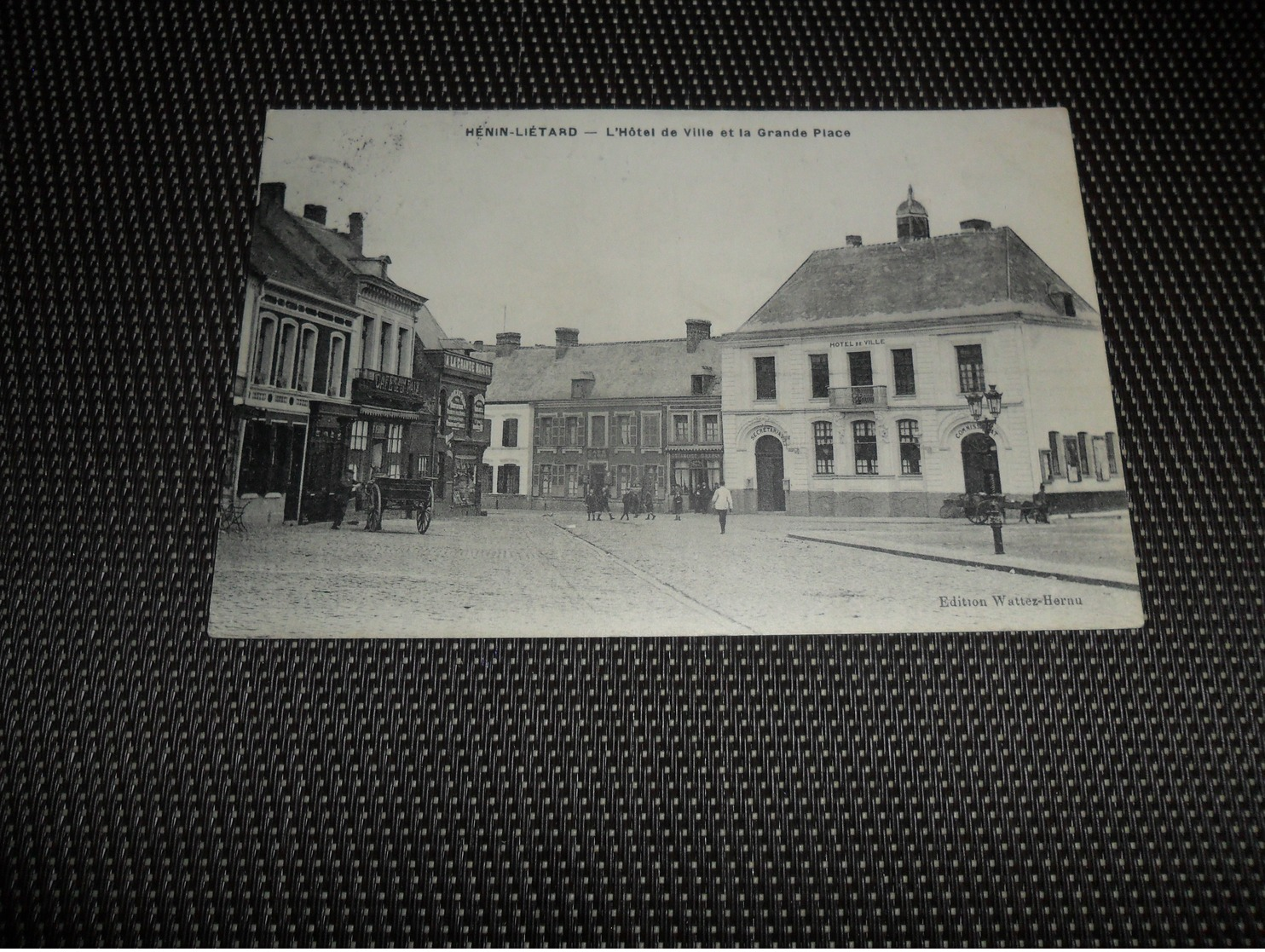 France ( 130 )  Frankrijk  :  Hénin - Liétard  Grand Place - Andere & Zonder Classificatie