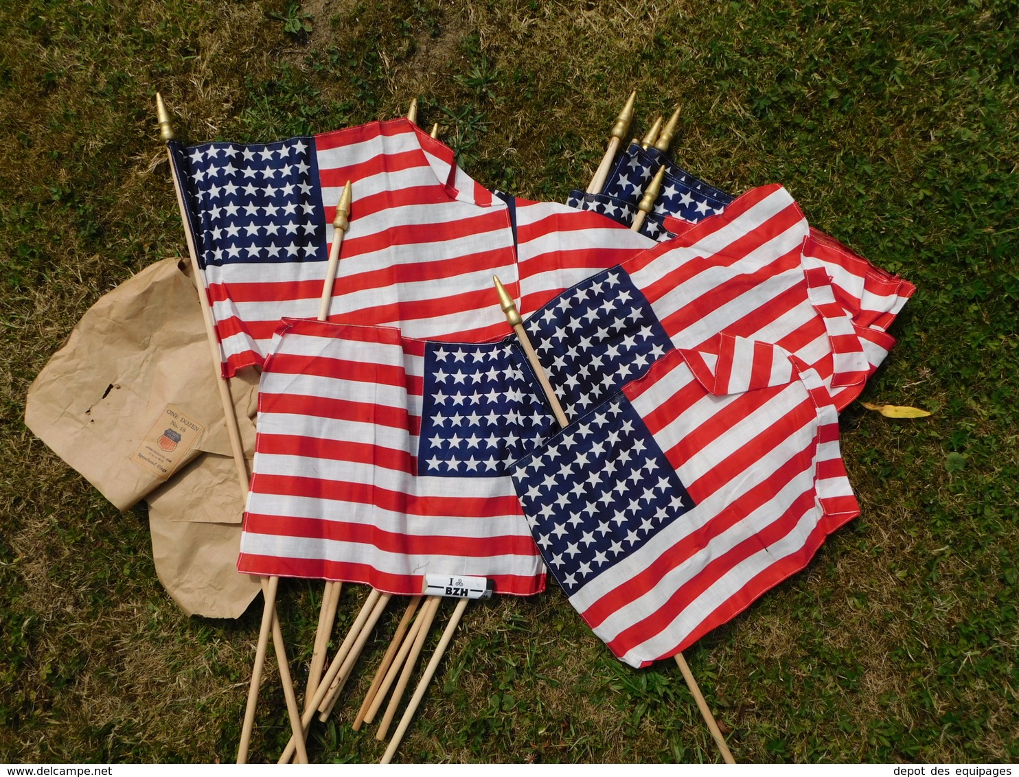 SUPERBE LOT 12 DRAPEAUX U.S.A. 39-45 coton  48 ETOILES - NEUF DE STOCK