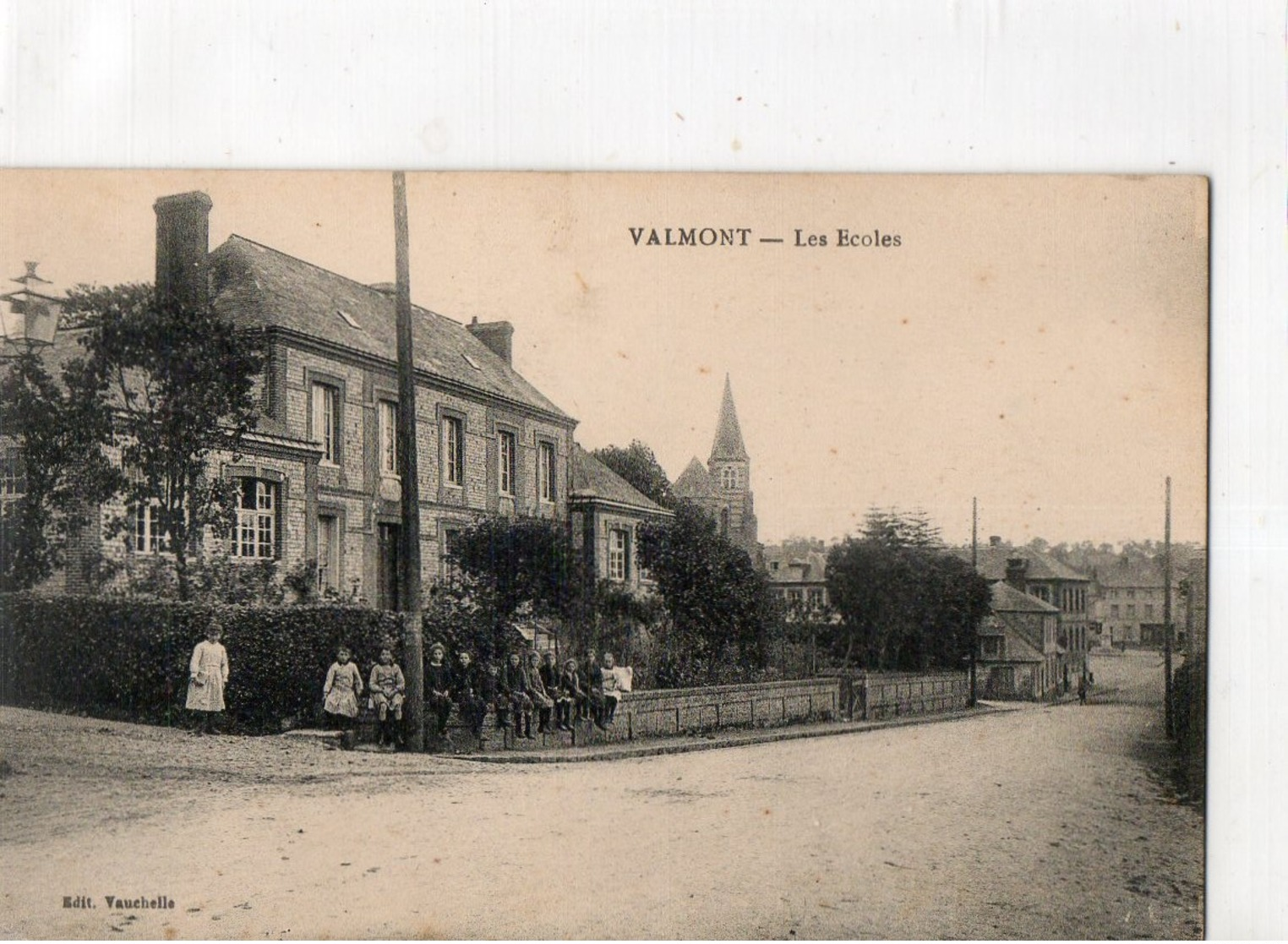 VALMONT - Les écoles - Valmont