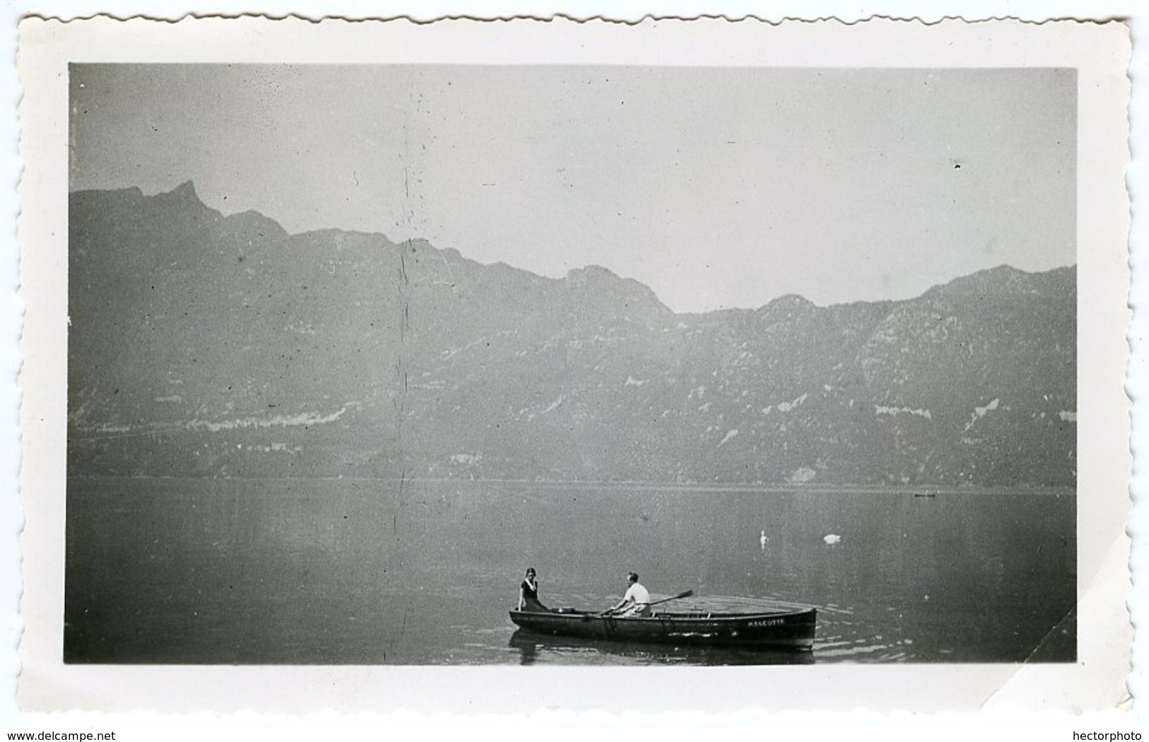 LAc Du Bourget 30s Dent Du Chat Barque Bateau Calme Femme Homme Couple Romance Love - Lieux