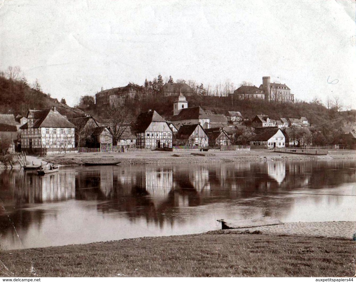 Tirage Photo Albuminé Original Reflets Et Déformations Au Fil De L'Eau - Burg Herstelle - Beverungen  Vers 1900 Weser - Lieux