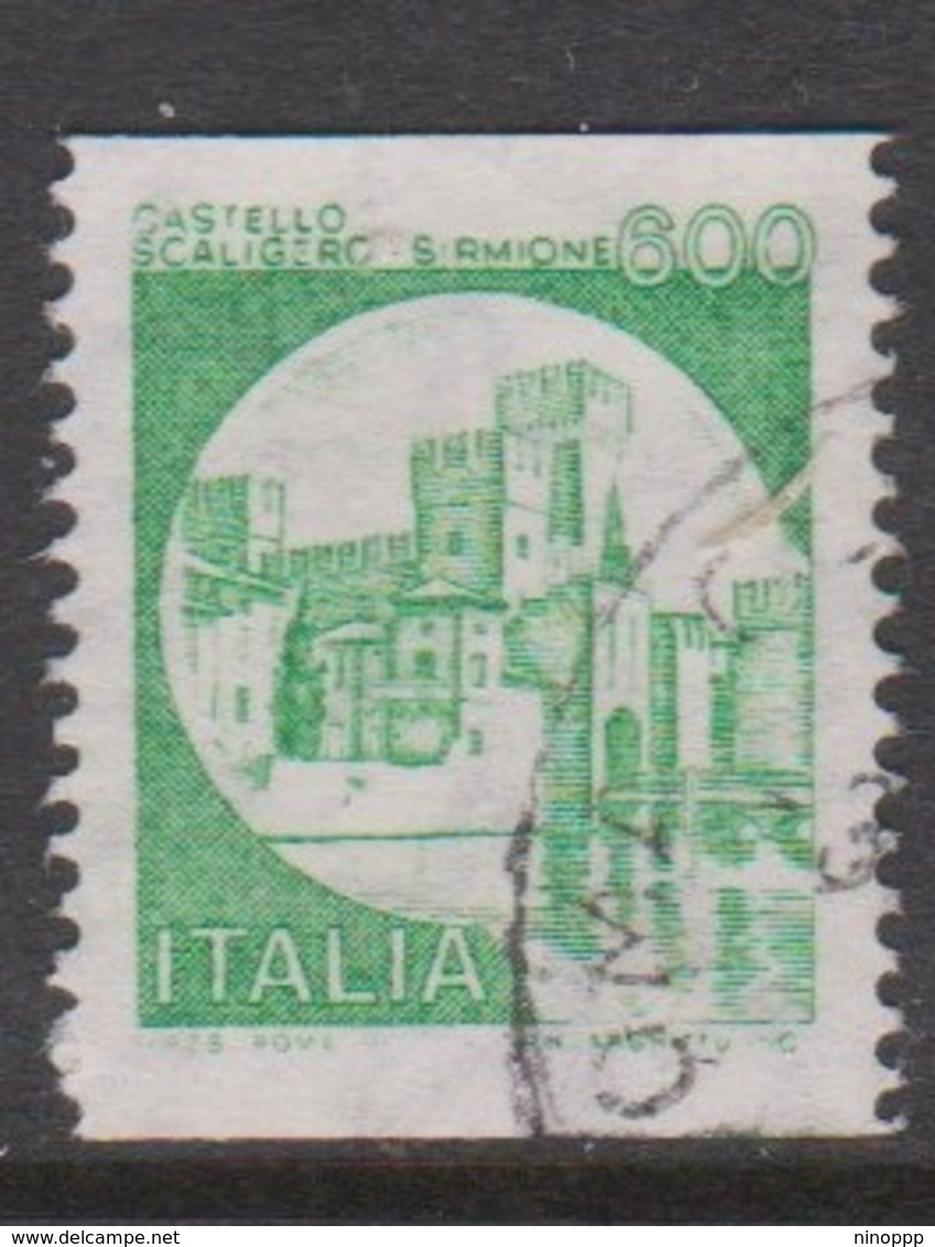 Italy Republic S 1530B 1981 Castle 300 Lire Green Normanno Menfi Used - 1971-80: Used