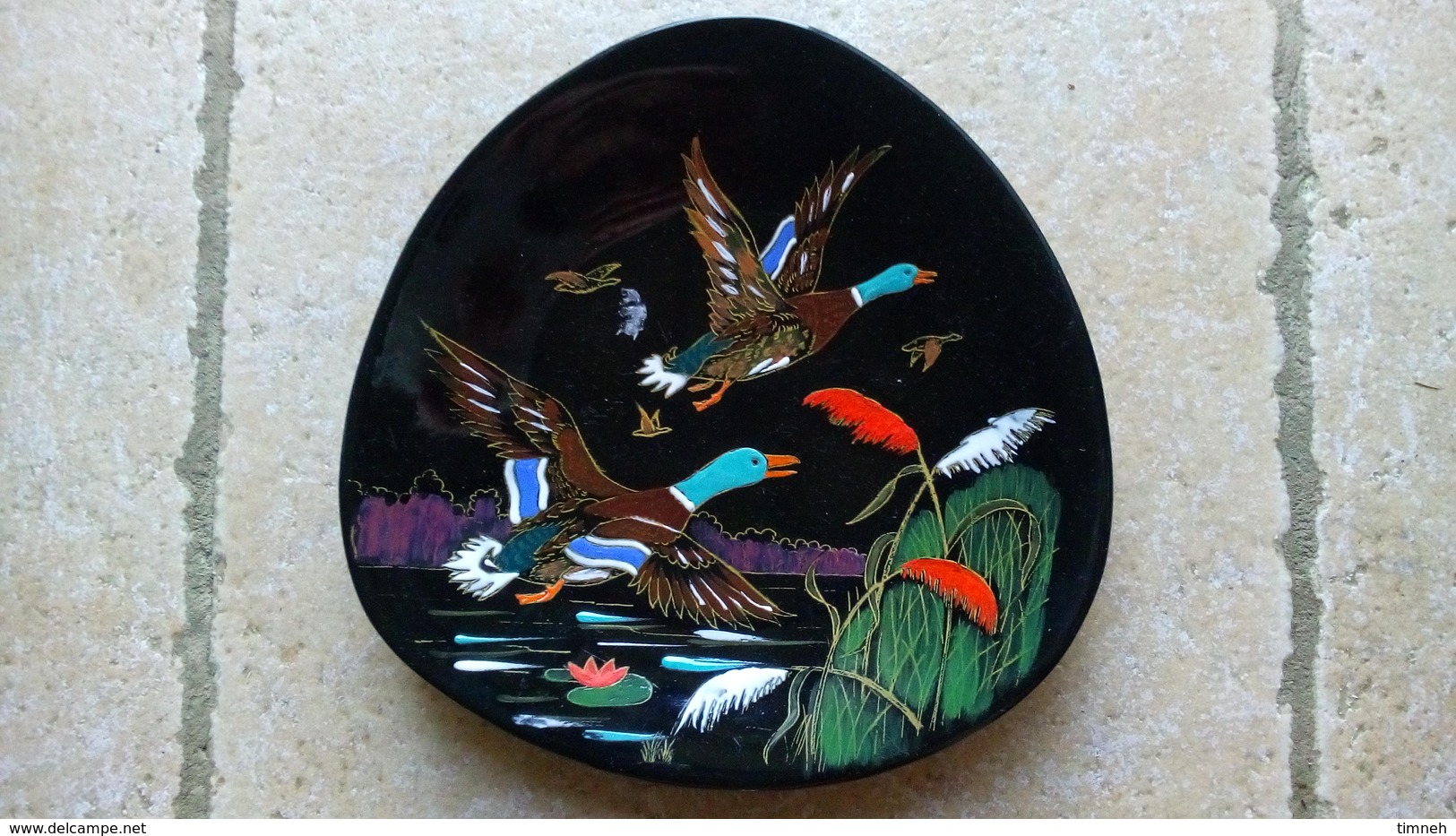 ENVOL DE CANARDS FAÏENCE De LONGWY ASSIETTE De DECORATION GRAND FEU Décoré Main Made In FRANCE - Longwy (FRA)