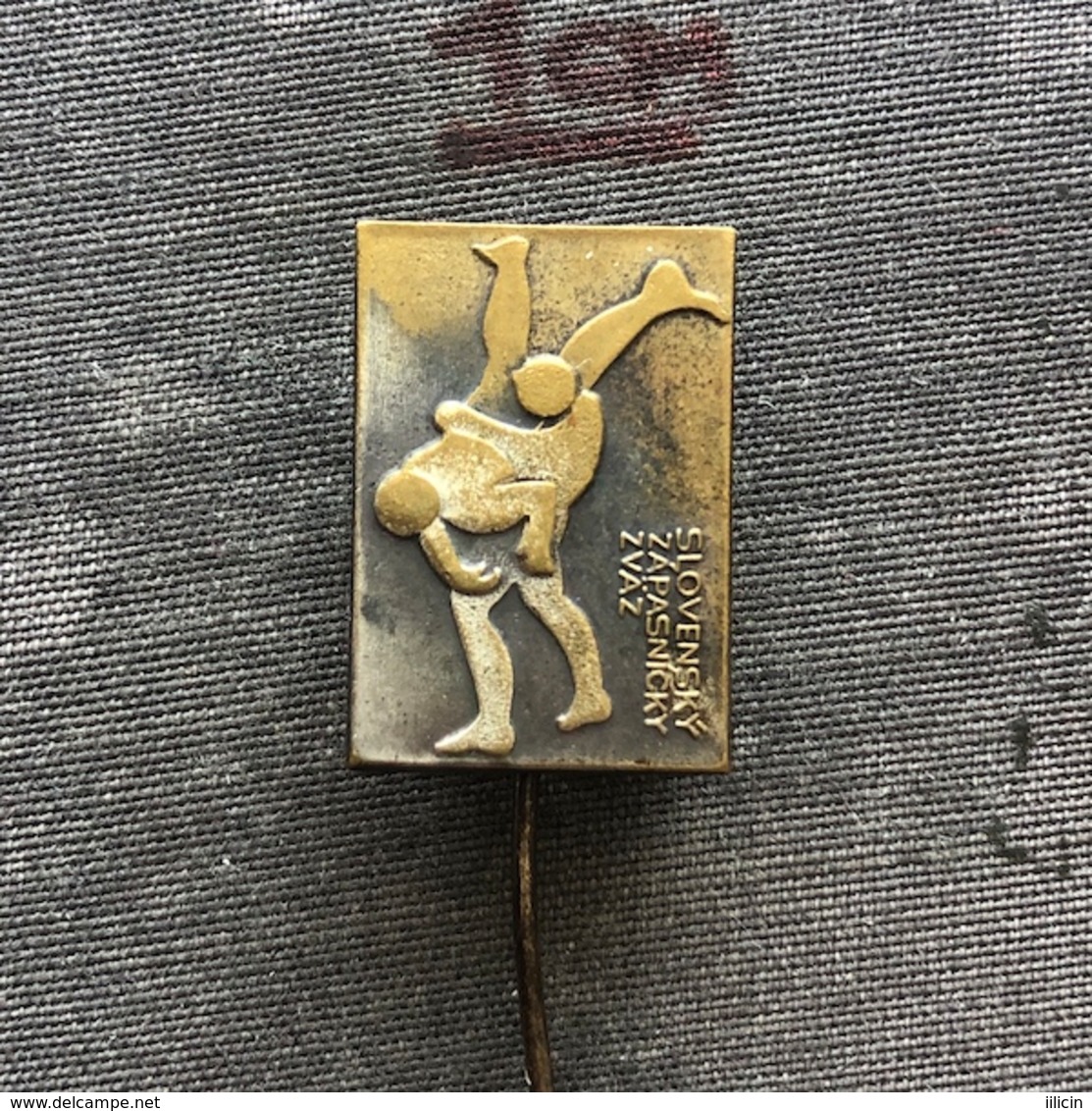 Badge Pin ZN008651 - Wrestling SZZ Czechoslovakia Federation Association Union - Wrestling