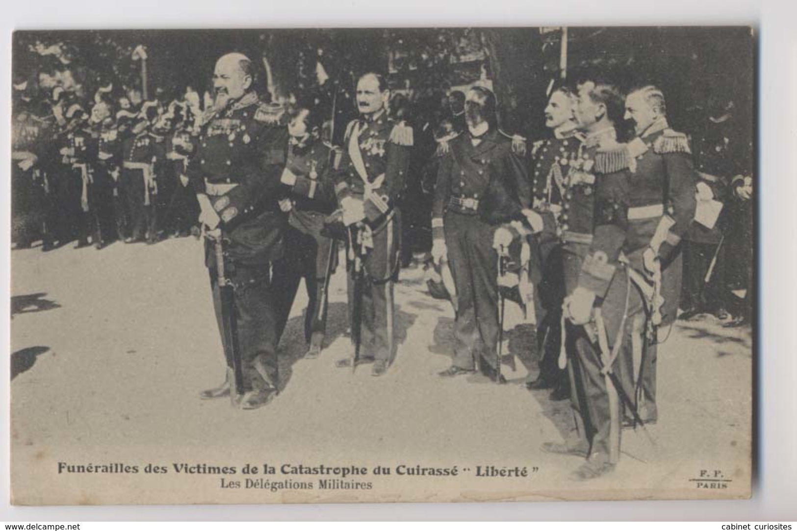 Funérailles Des Victimes De La Catastrophe Du Cuirassé "Liberté" - Les Délégations Militaires - Animée - Funeral