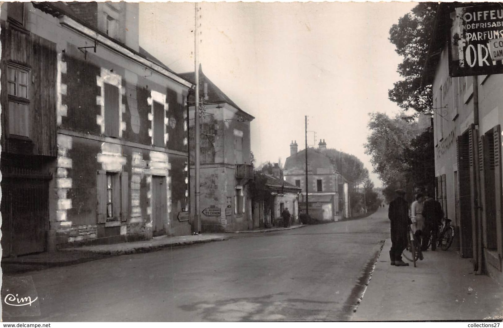 86-LES-TROIS-MOUTIERS-ROUTE DE LOUDUN - Les Trois Moutiers