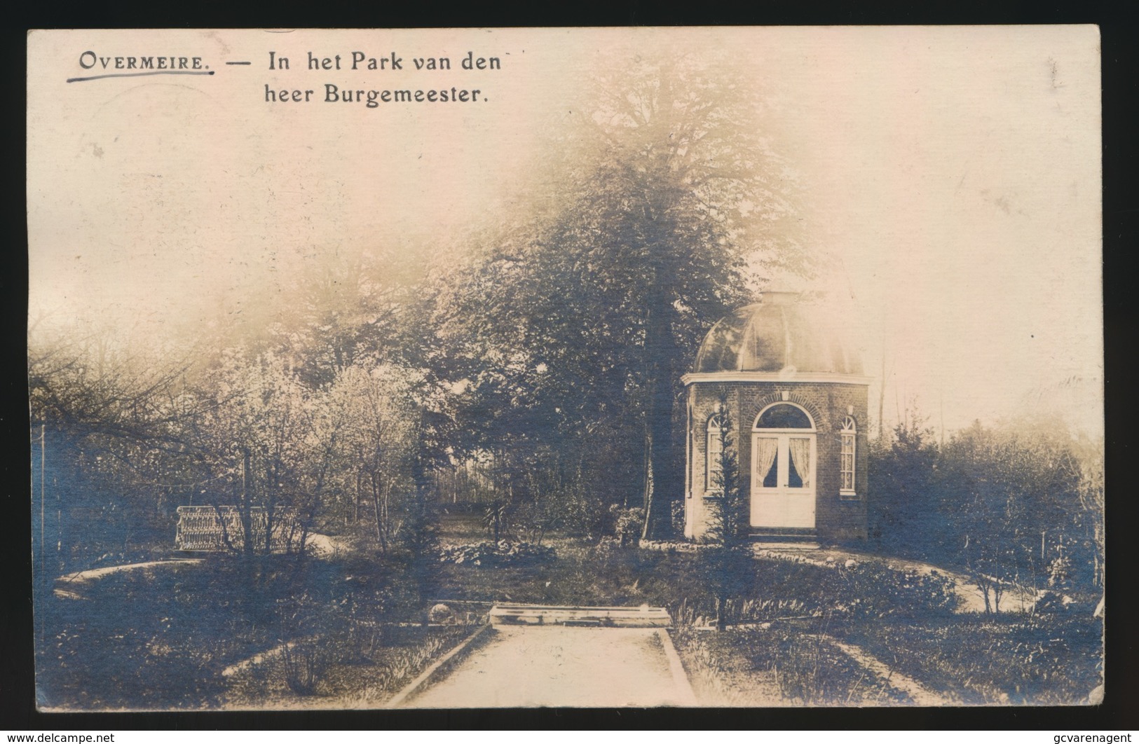 OVERMEIRE  FOTOKAART  IN HET PARK VAN DEN HEER BURGEMEESTER - Berlare