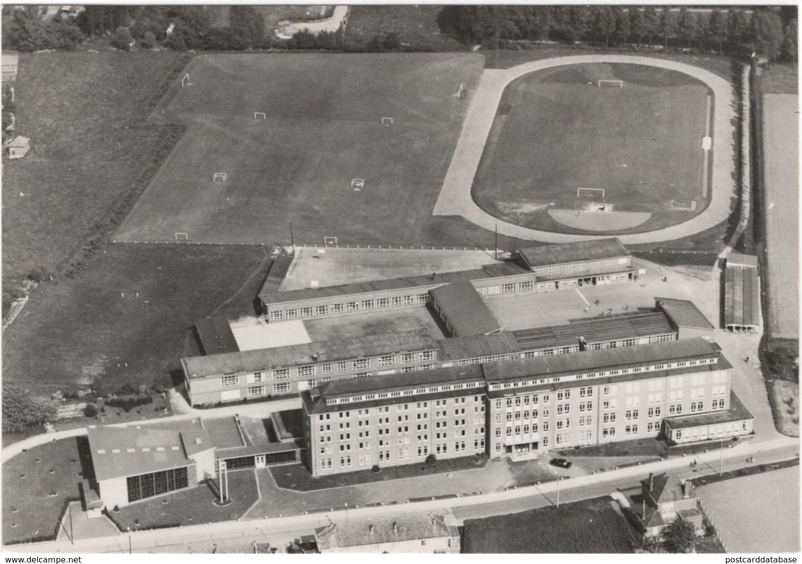 Kapelle-op-den-Bos - St Theresiacollege - & Soccer, Air View, School, Architecture - Kapelle-op-den-Bos