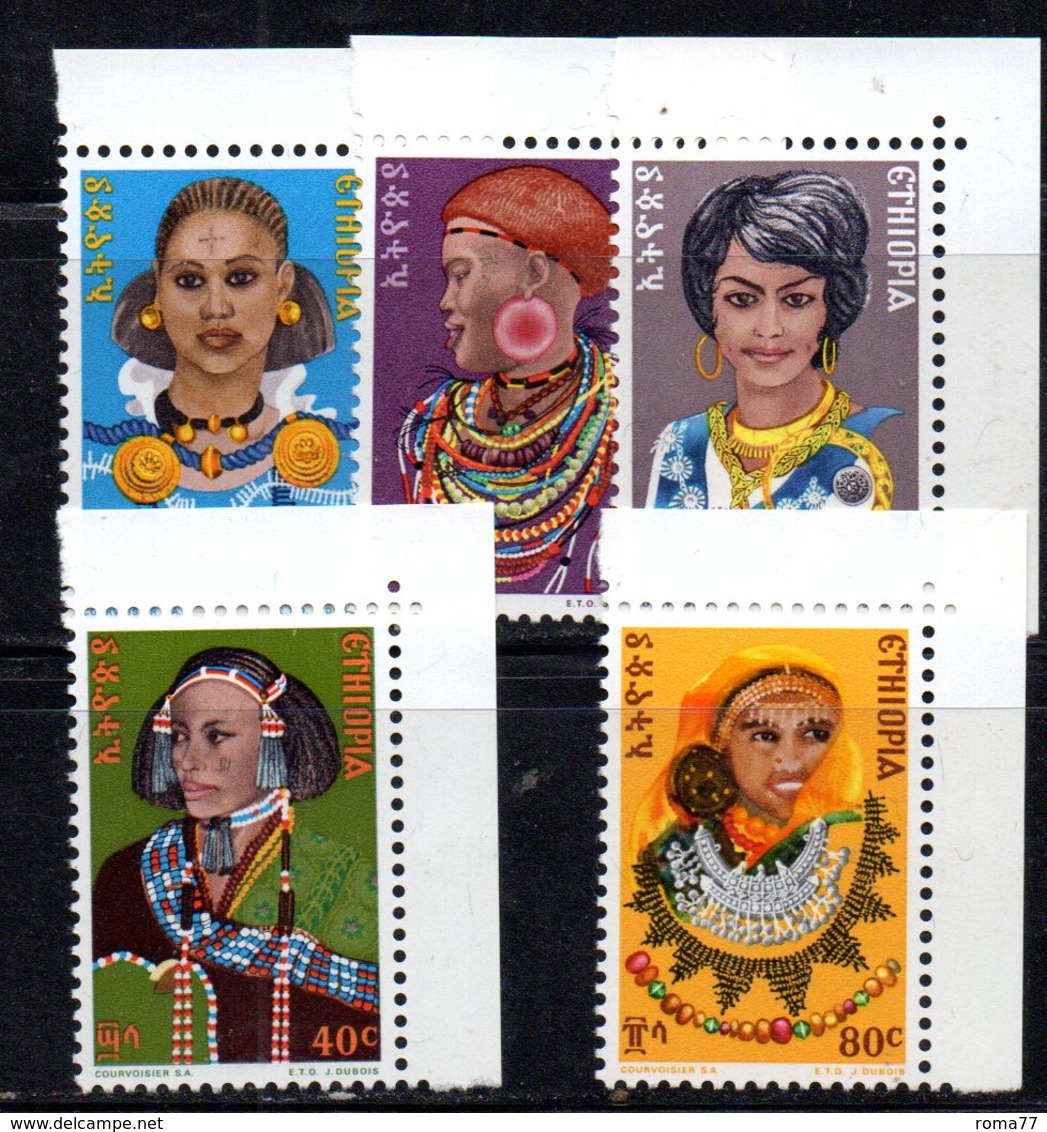 ETP277 - ETIOPIA 1976 ,  Serie Yvert  N. 776/780  ***  MNH  Acconciature - Etiopia