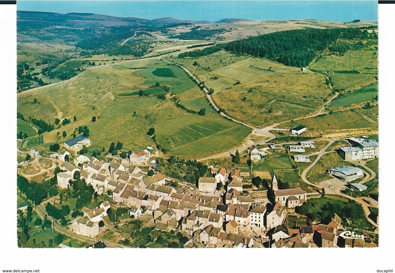 LE BLEYMARD VUE GENERALE AERIENNE - Le Bleymard