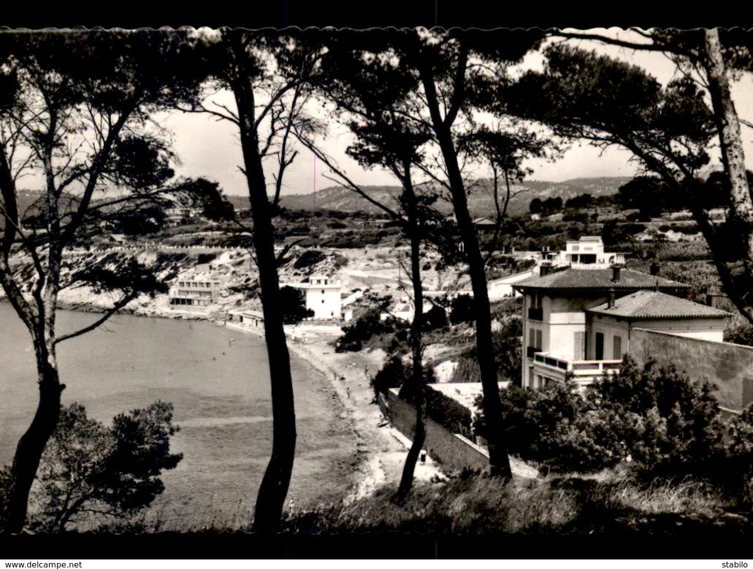 83 - SANARY-SUR-MER - PLAGE DE LA GORGUETTE - Sanary-sur-Mer