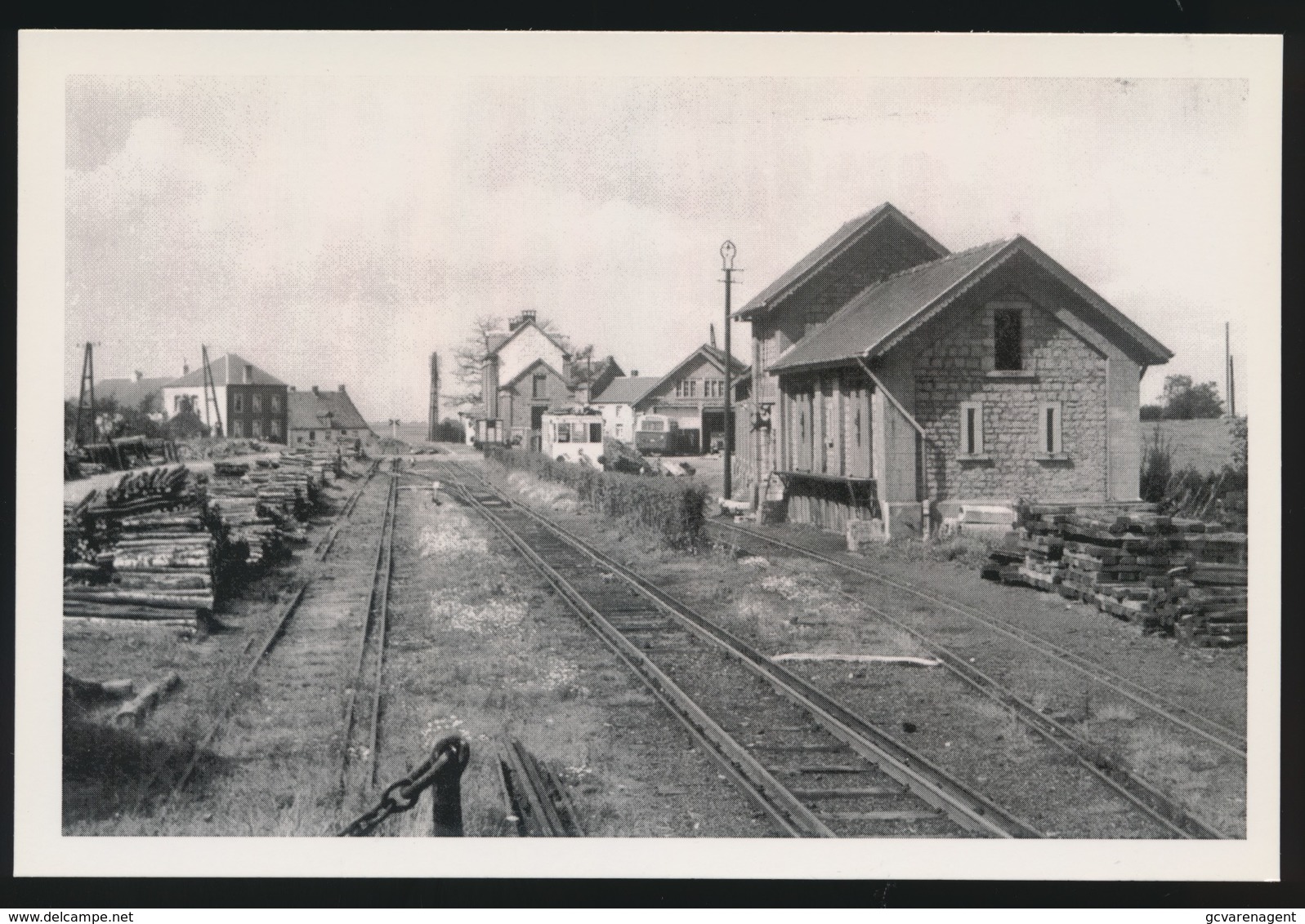 FORGES  STATION VICINAL  - LIGNE CHIMAY - COUVIN  - LIMITED EDITION 200 EX  1957  - 2 SCANS - Strassenbahnen