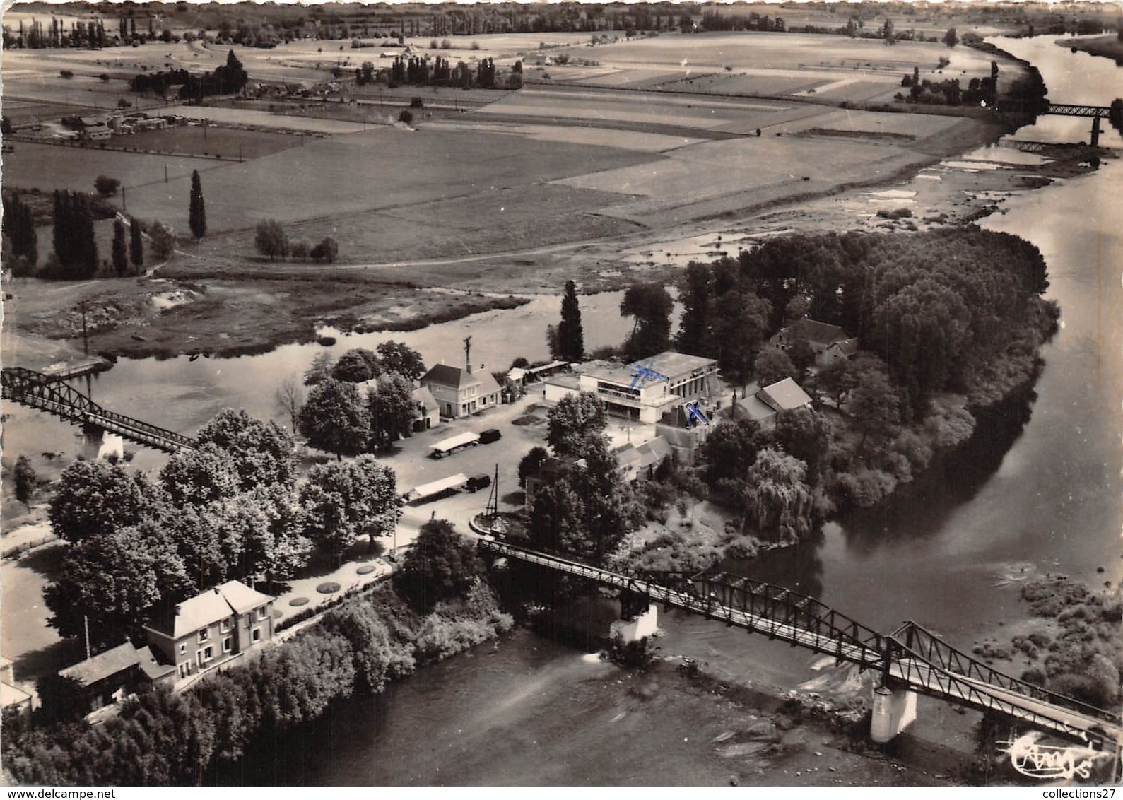 37-L'ILE-BOUCHARD- VUE AERIENNE - L'Île-Bouchard