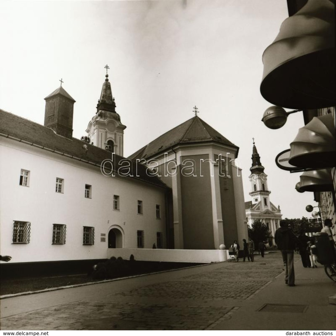 1982 Kecskeméti Városképek, A Szélmalommal, Menesdorfer Lajos (1941-2005) Budapesti Fotóművész Hagyatékából 24 Db Vintag - Sonstige & Ohne Zuordnung