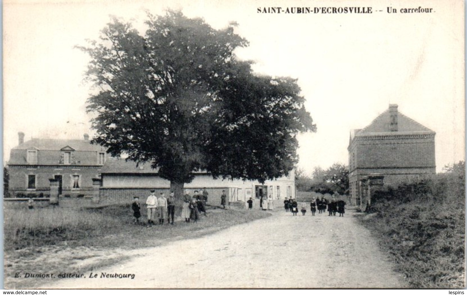 27 - SAINT AUBIN D'ECROSVILLE -- Un Carrefour - Saint-Aubin-d'Ecrosville