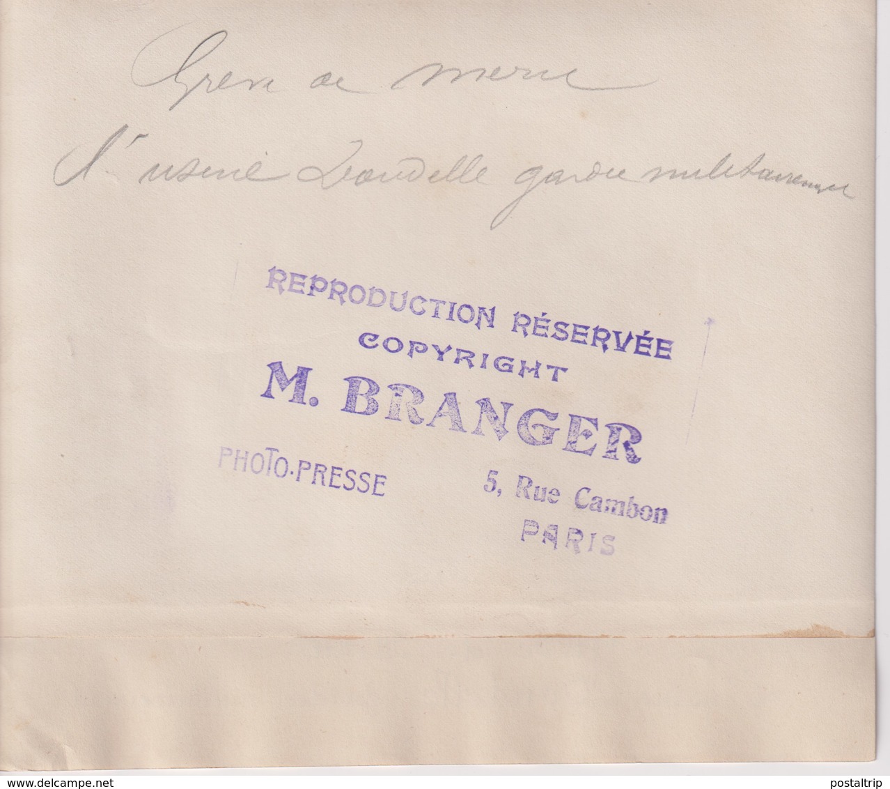 GRÈVE DE MERU L'USINE DONDELLE GARDÉE MILITAIREMENT BOUTONNIERS  18*13CM Maurice-Louis BRANGER PARÍS (1874-1950) - Lugares