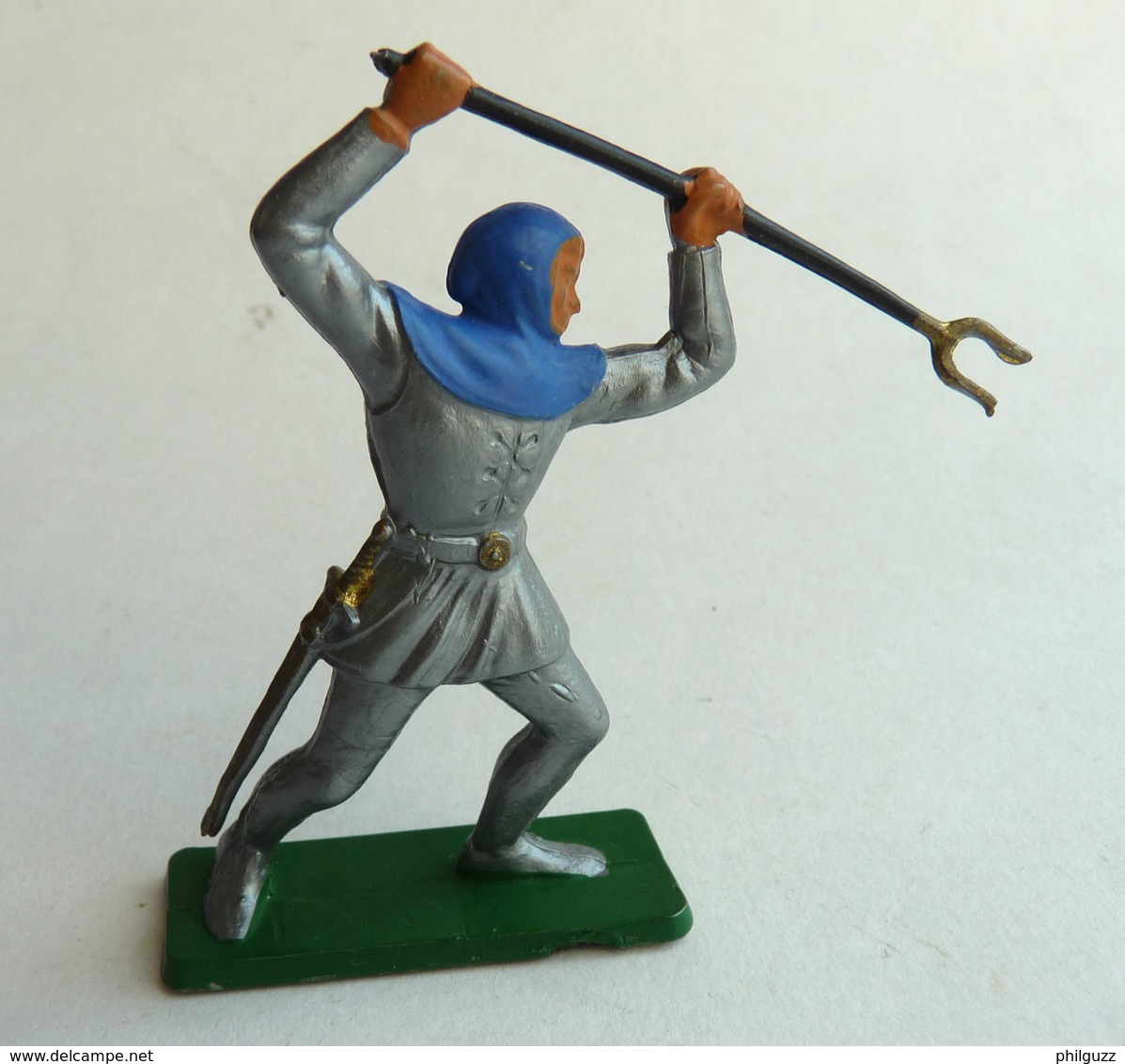 FIGURINE STARLUX -  SOLDAT MEDIEVAL CHEVALIER   MPC44 HOMME D'ARME FOURCHE 1969 - Starlux