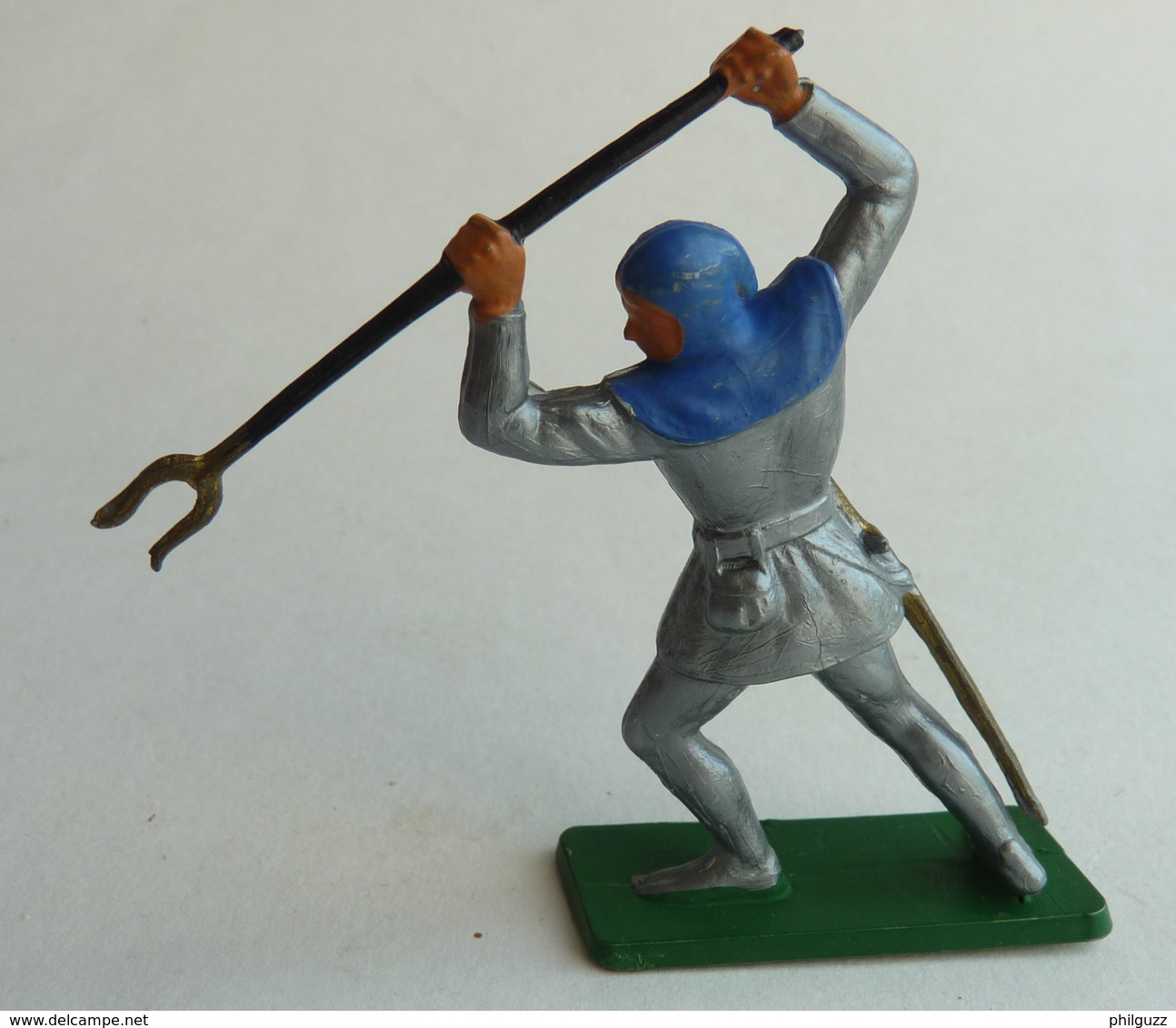 FIGURINE STARLUX -  SOLDAT MEDIEVAL CHEVALIER   MPC44 HOMME D'ARME FOURCHE 1969 - Starlux