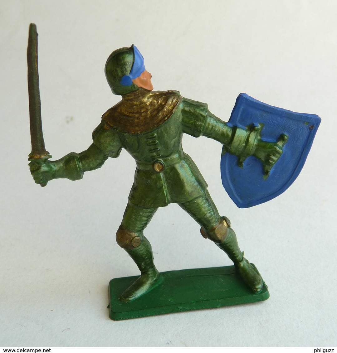 FIGURINE STARLUX -  SOLDAT MEDIEVAL CHEVALIER   MPC33 HOMME D'ARME EPEE 1966 - Starlux