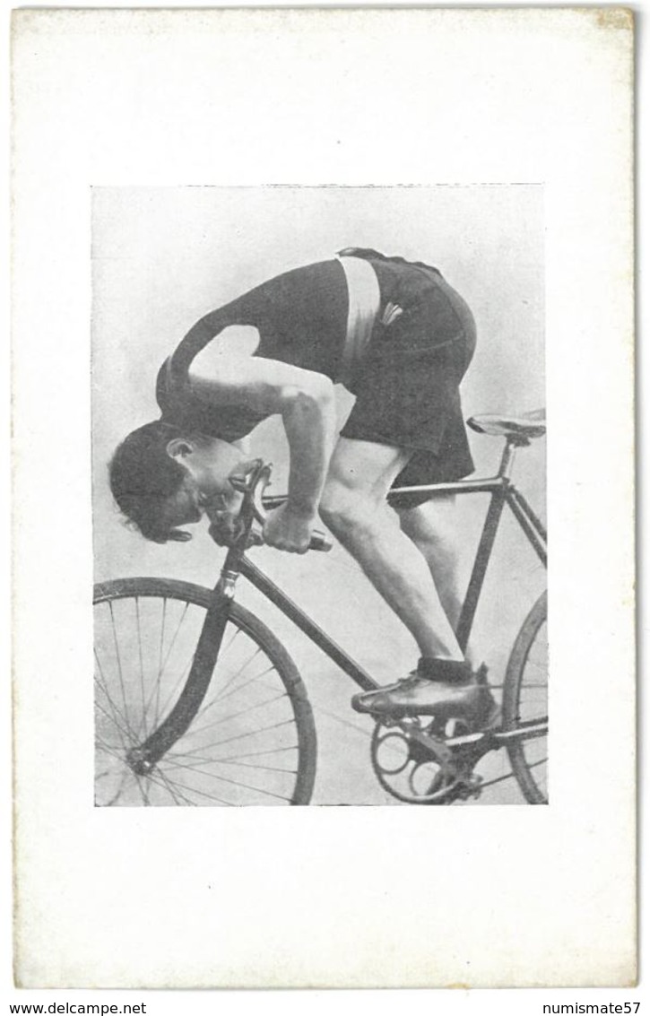 CPA CYCLISME - Cycliste La Tête Dans Le Guidon - Cyclisme