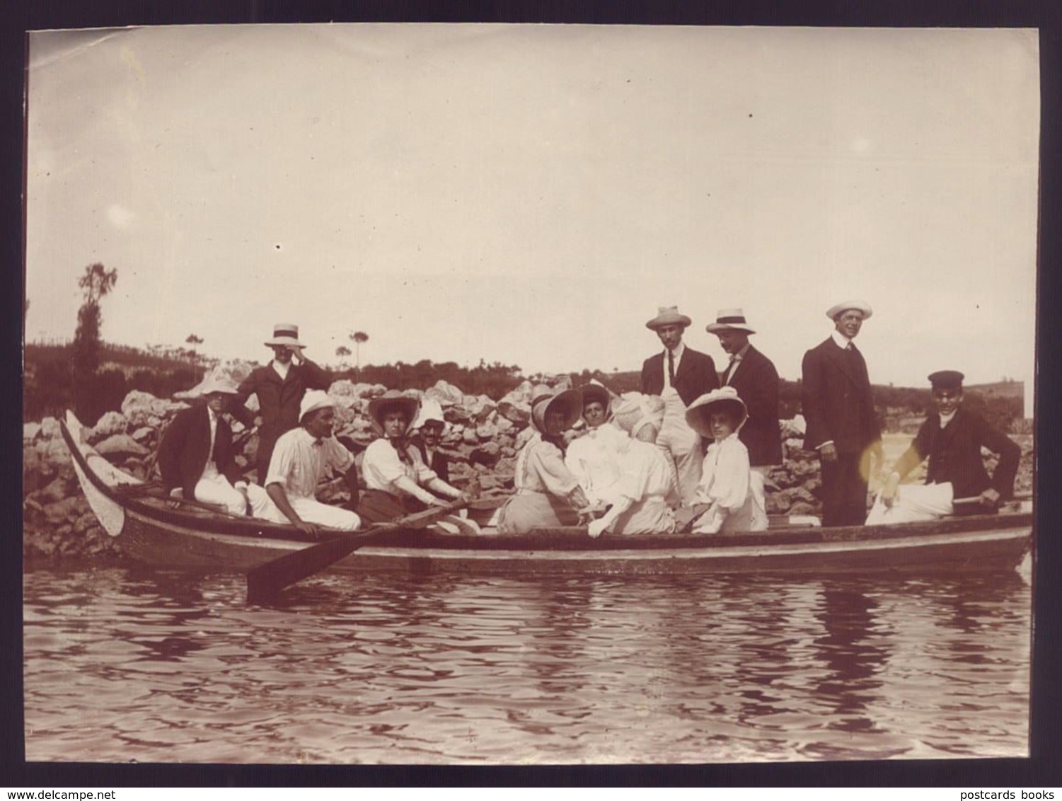 Fotografia Antiga FIGUEIRA Da FOZ Grupo Num Barco A Remos. Old Real Photo (Coimbra) 1900s PORTUGAL - Ancianas (antes De 1900)