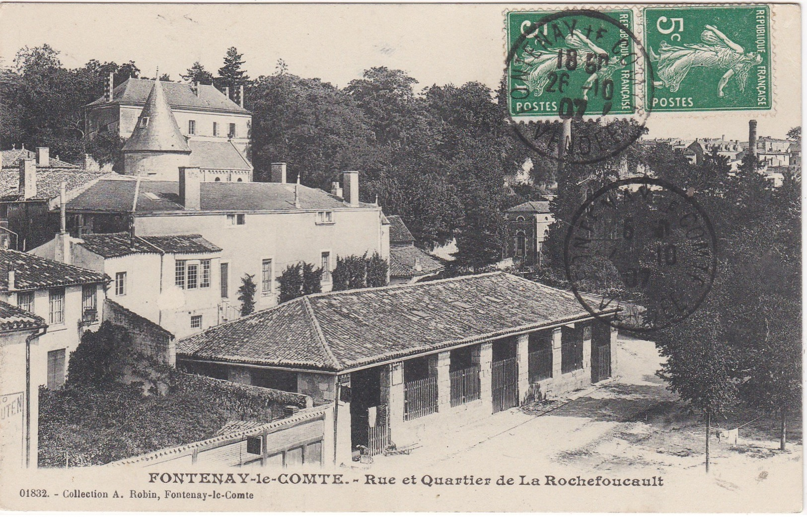 FONTENAY LE COMTE ROCHEFOUCAULT - Fontenay Le Comte