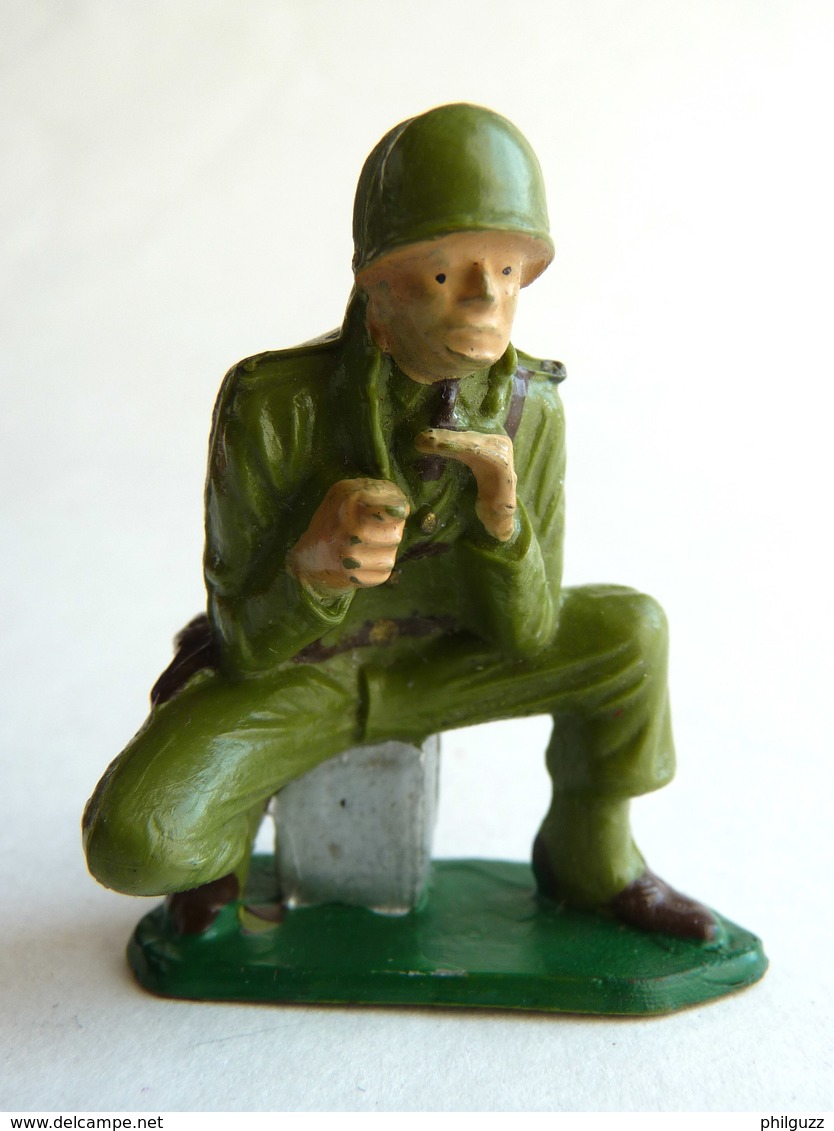 SOLDAT FIGURINE FIG STARLUX 1958 MITRAILLEUR 5004 1 (4) Socle Vert Vif - Starlux