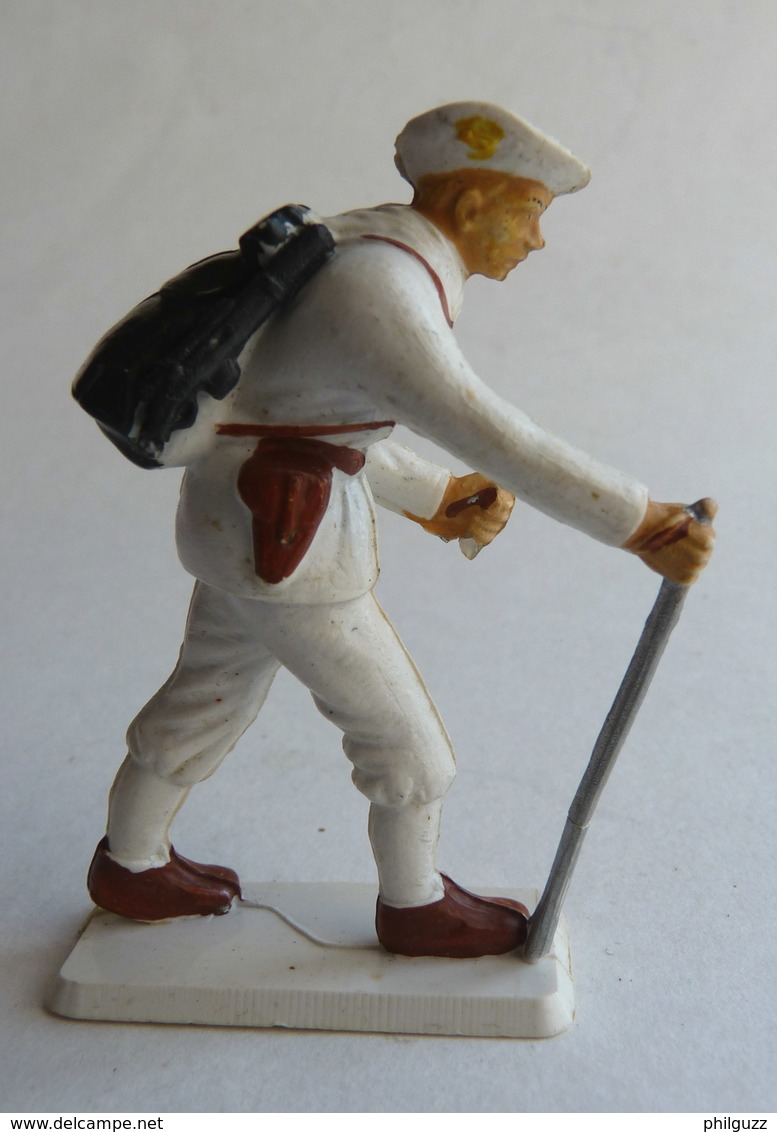 SOLDAT FIGURINE FIG STARLUX CHASSEURS ALPINS 5031 SOLDAT MARCHANT FUSIL EPAULE 1967 - Starlux