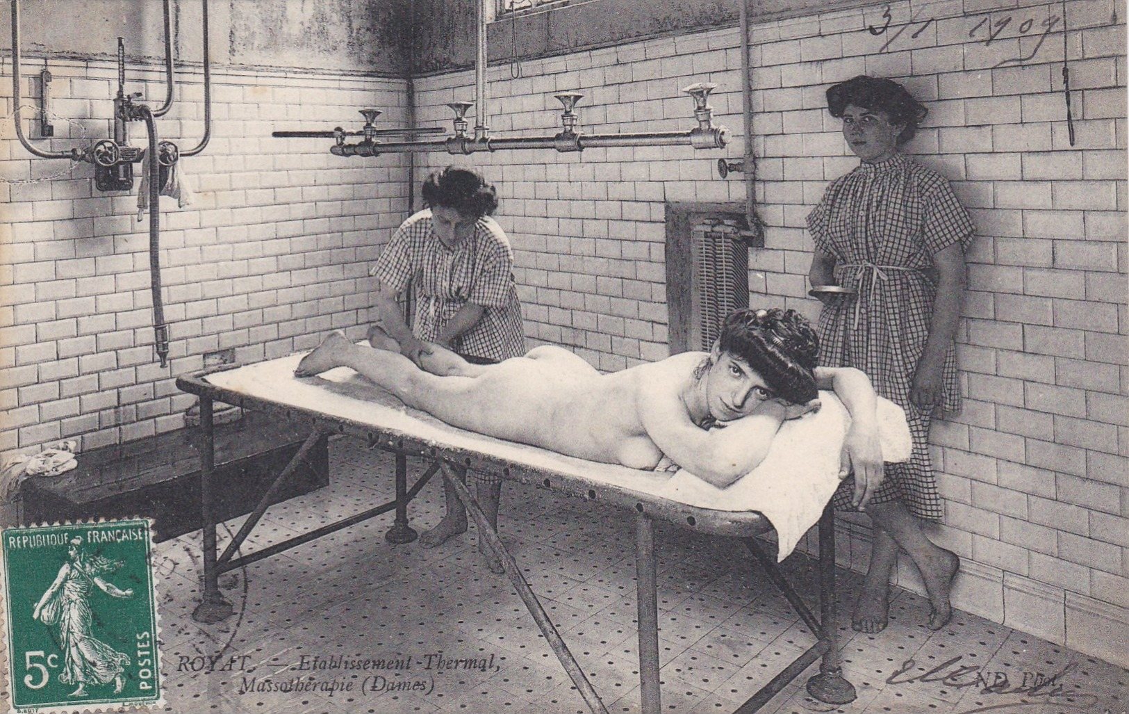 ROYAT Etablissement Thermal,massotherapie (dames),nue - Royat