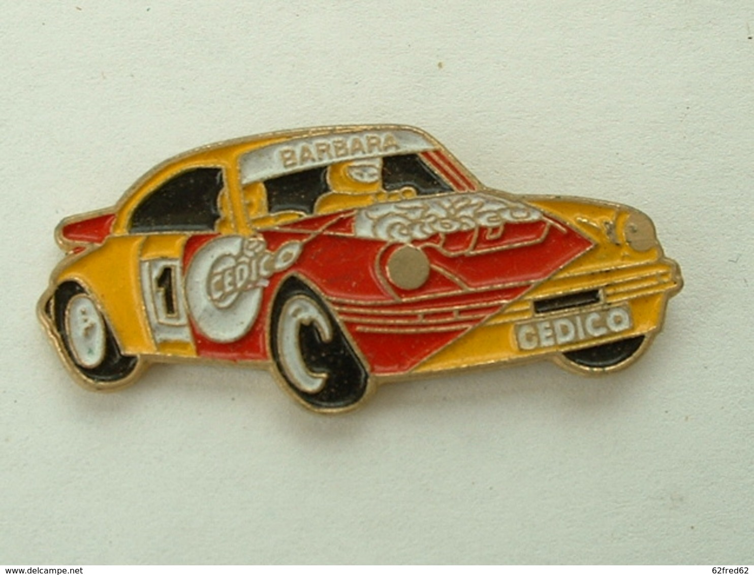 PIN'S PORSCHE 911 RALLYE - BARBARA CEDICO - Porsche