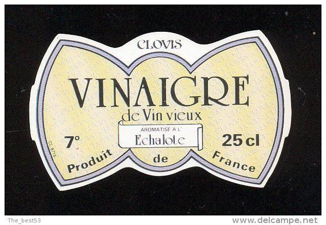 Etiquette  De Vinaigre De Vin Provenant De La Champagne Aromatisé Echalote  -  Clovis   France - Autres & Non Classés