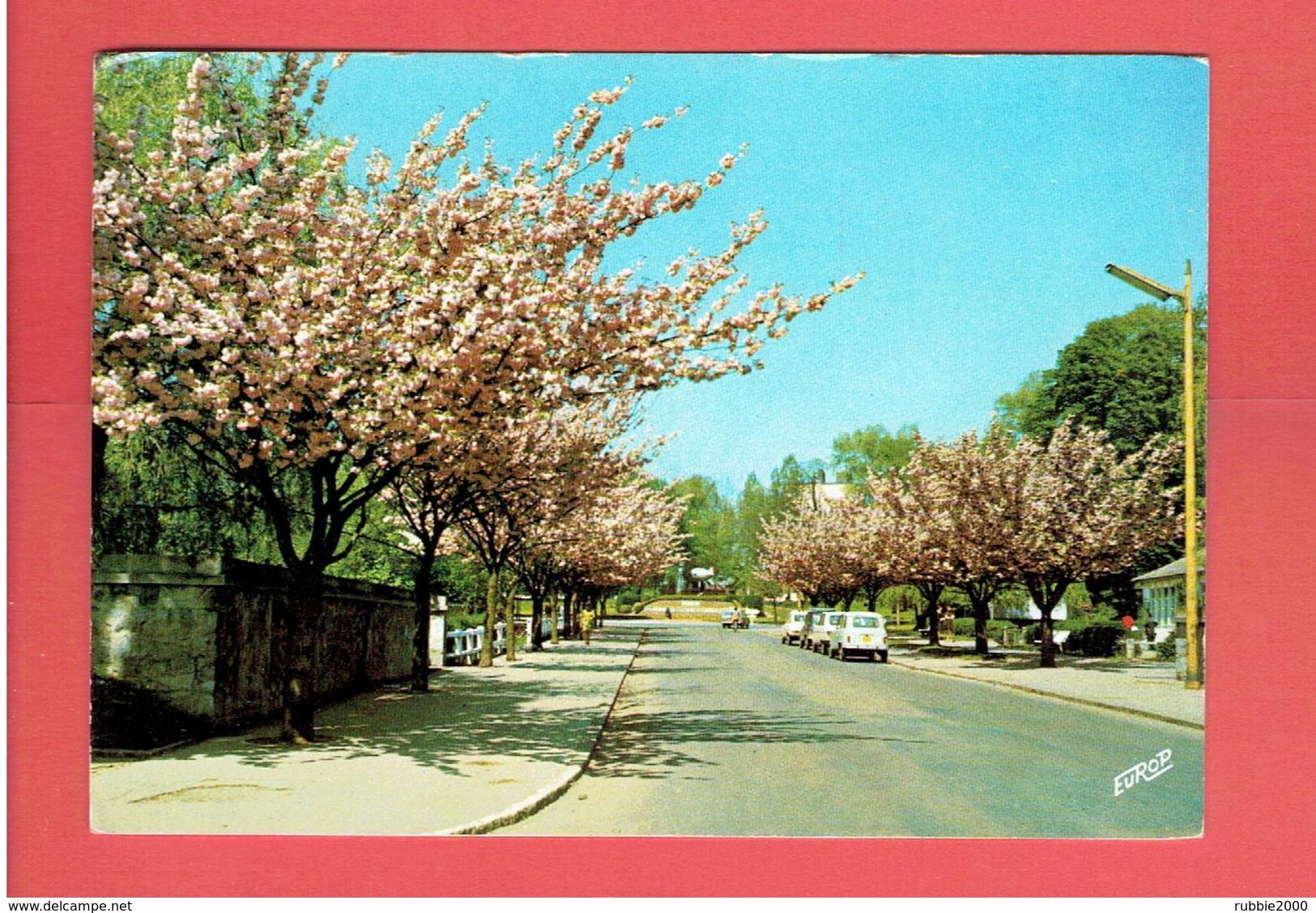 MAUBEUGE 1973 AVENUE DU PARC CARTE EN BON ETAT - Maubeuge