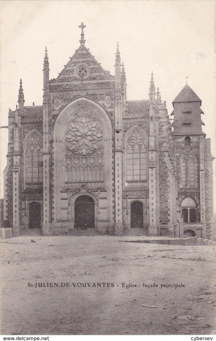 SAINT-JULIEN-de-VOUVANTES - Eglise : Façade Principale - TBE - Saint Julien De Vouvantes